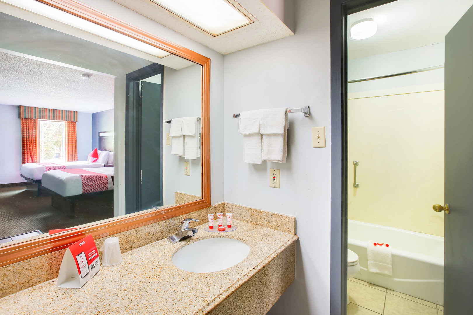 OYO Hotel Texarkana Trinity AR Hwy I-30