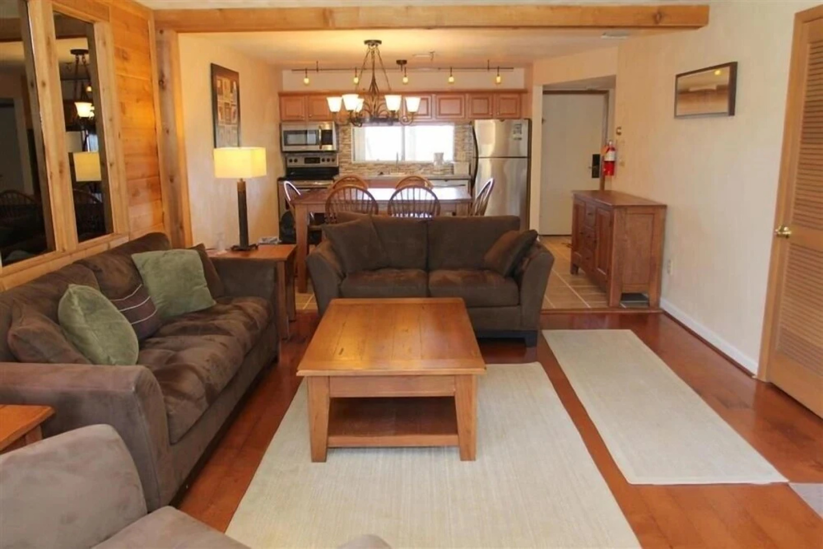 Seven Springs 1 Bedroom Deluxe Condo, Pet Friendly! by RedAwning