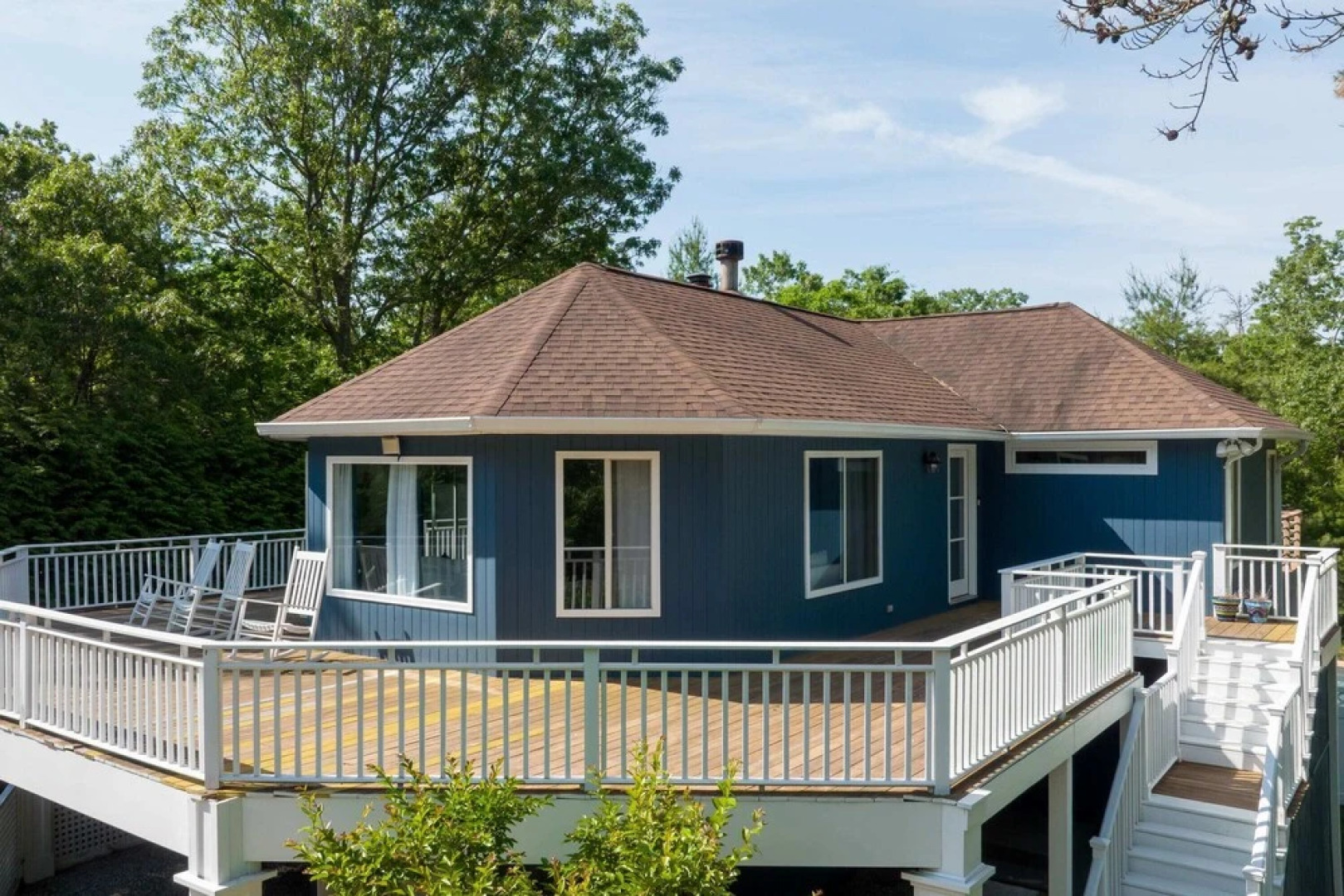 Heated Pool Hot tub Beachwood Cove by Rovetravel