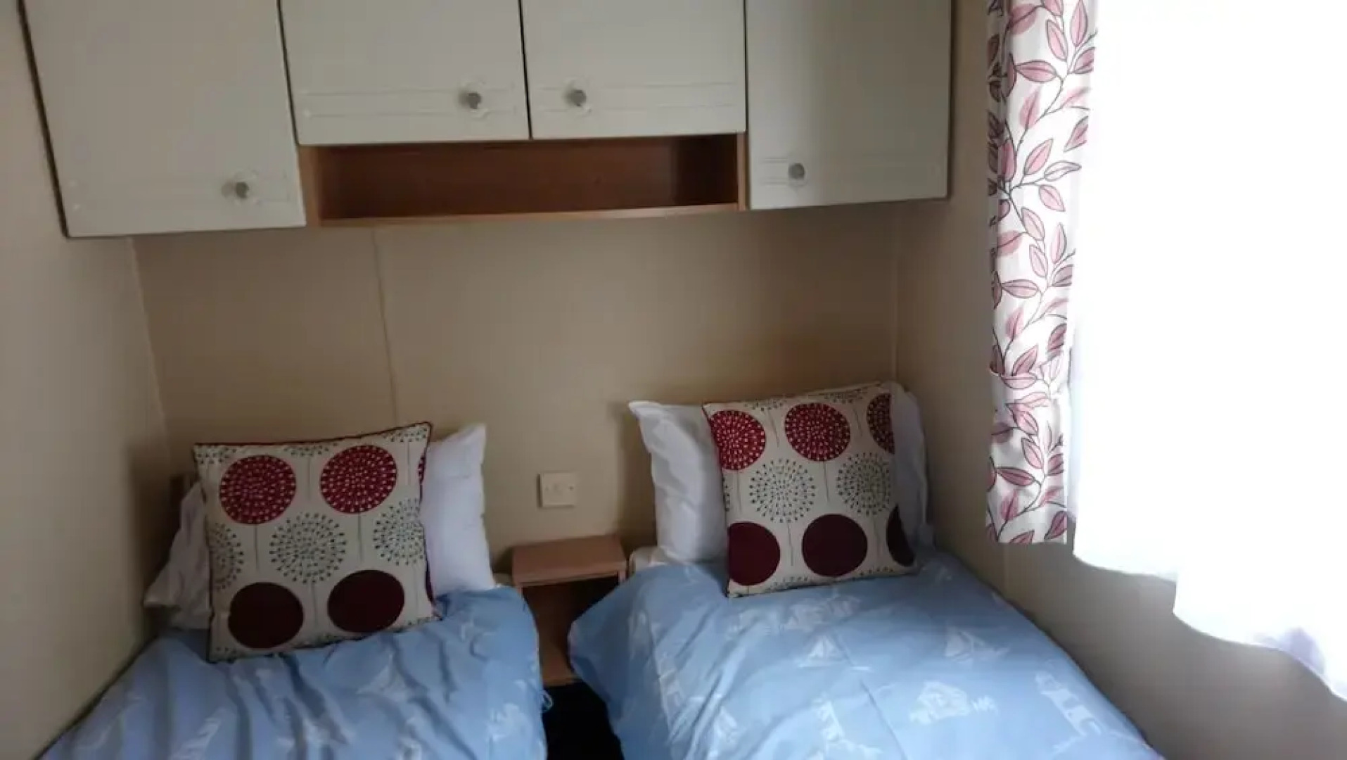Seaview Escapes