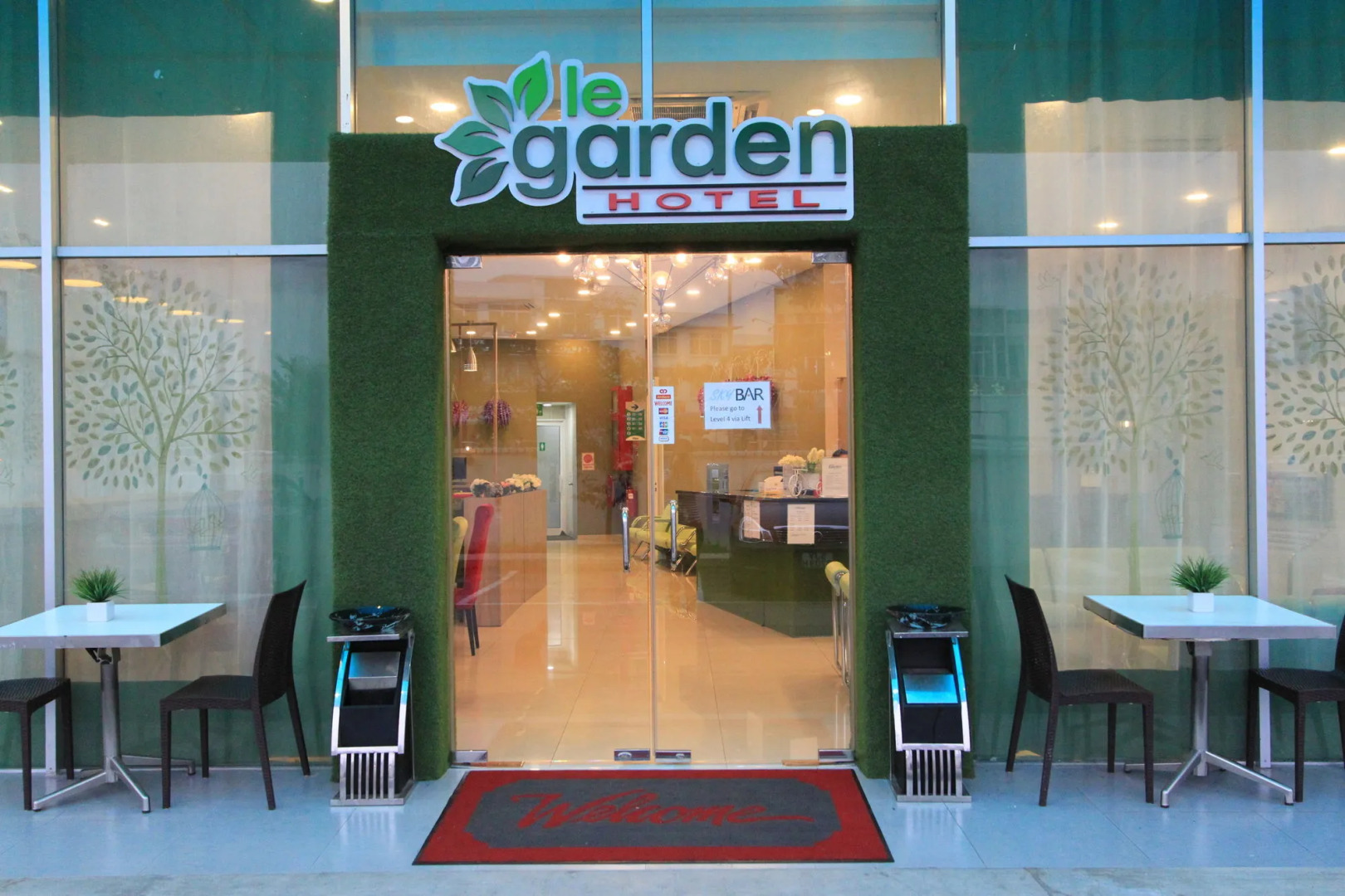 Le Garden Hotel