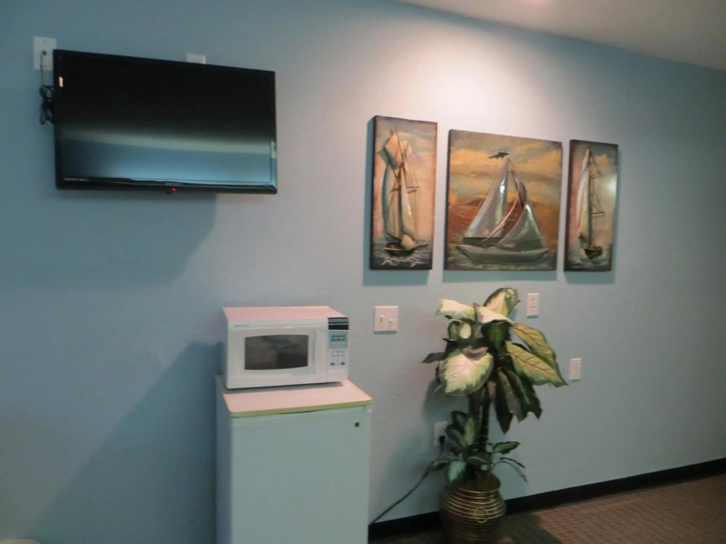 Patti's Inn & Suites