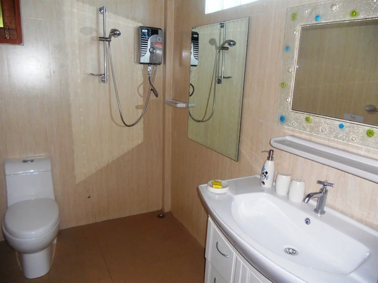 Lam Sai Village Hotel