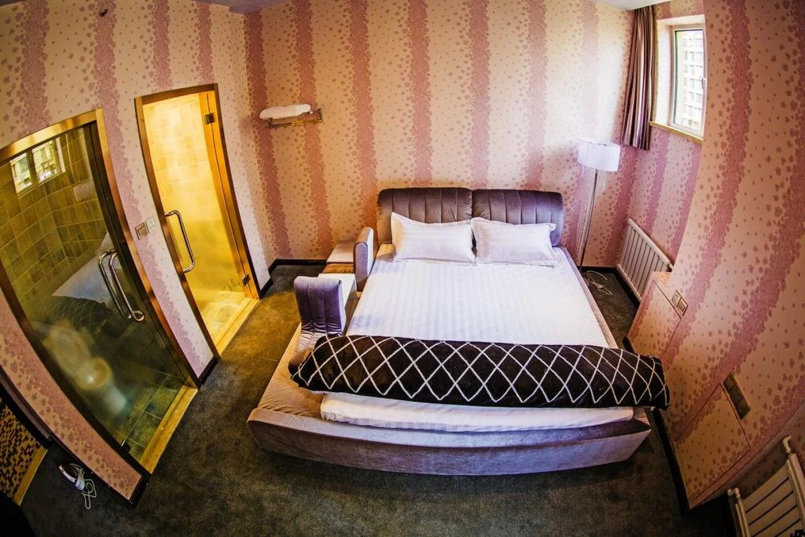 Dalian 1219 Theme Hotel