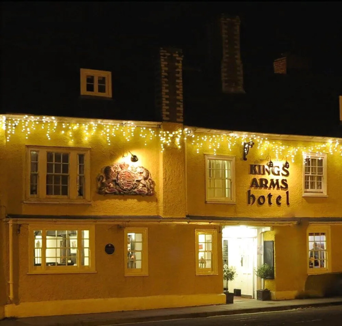 Отель The Kings Arms