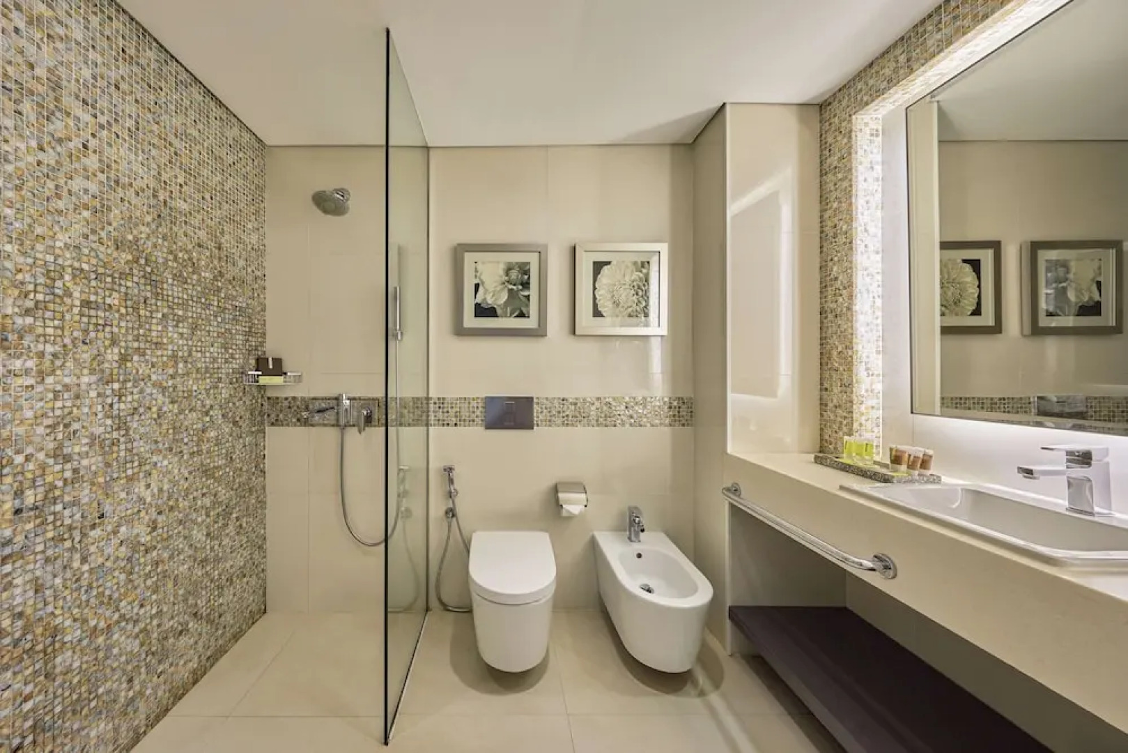 Makarem Annakheel Hotel and Resort