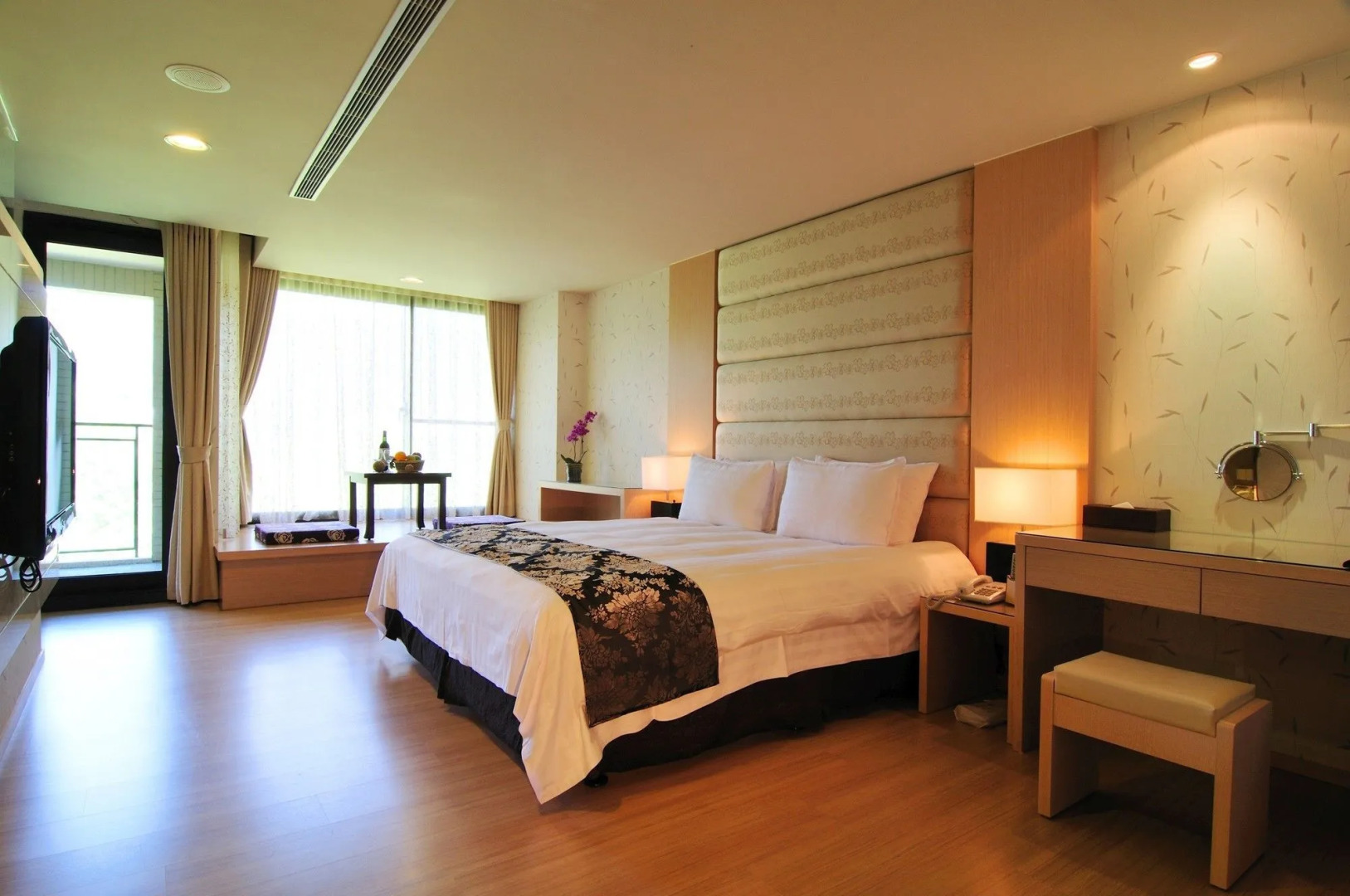 Tai Yi Red Maple Resort