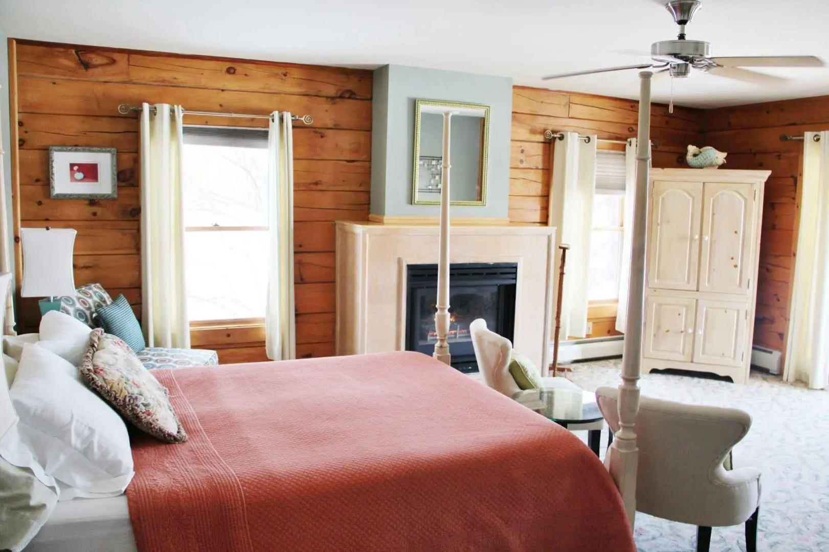 Point au Roche Lodge