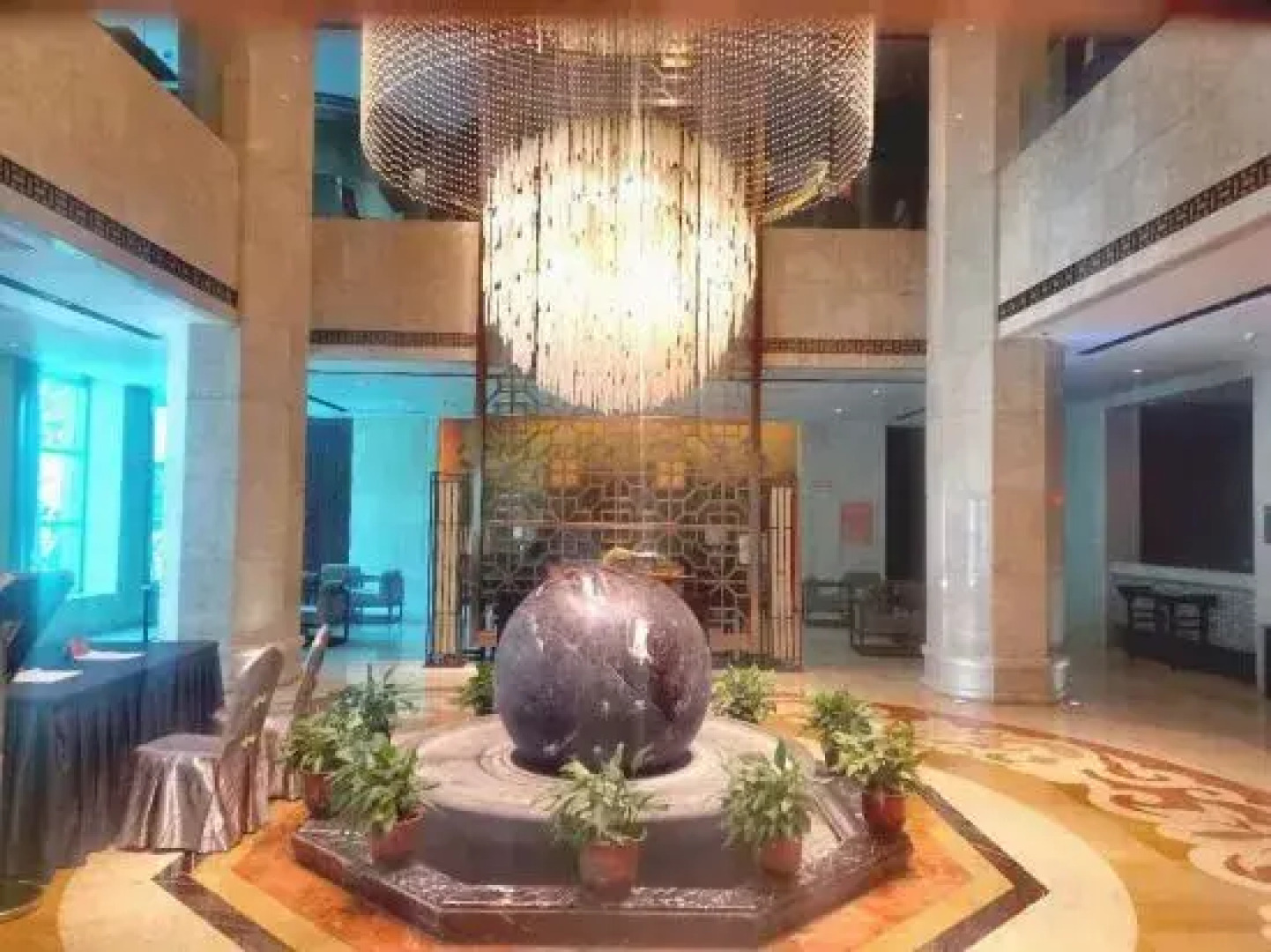 Dikun International Hotel