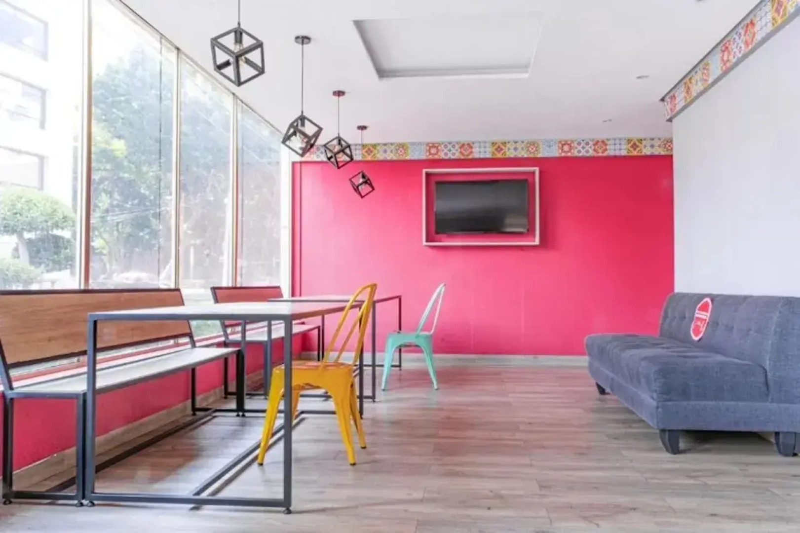 Ayenda Frida Costa Azul