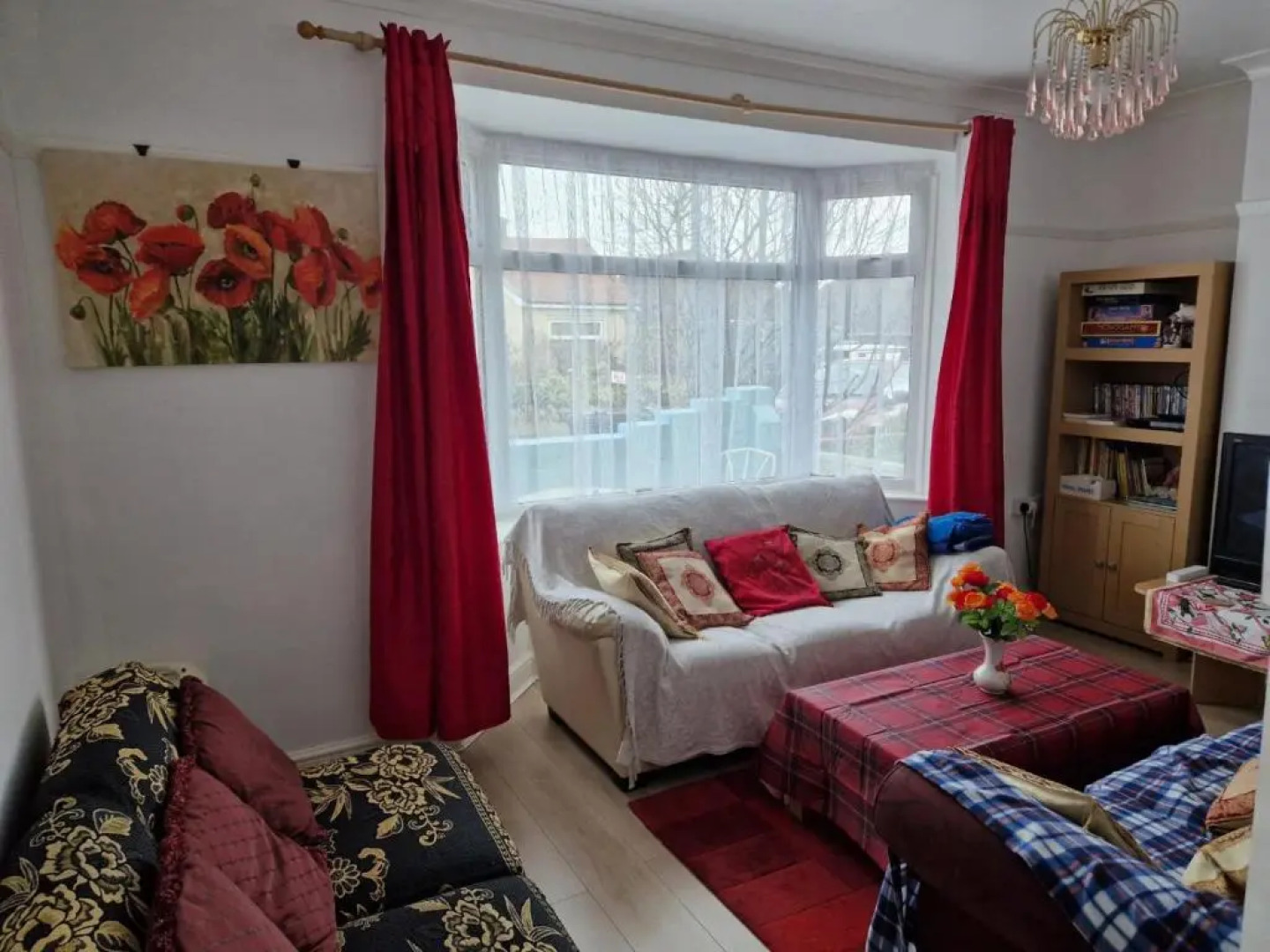 Bob's House quiet retreat in 3 bed house with gym