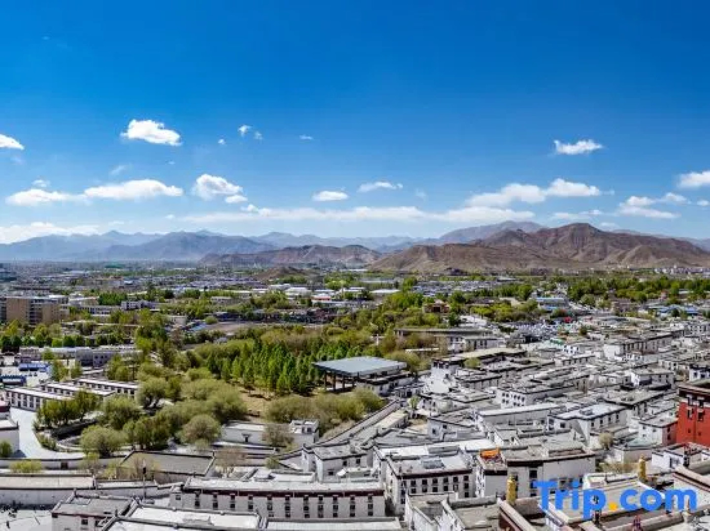 Yongze Lakeside International Hotel