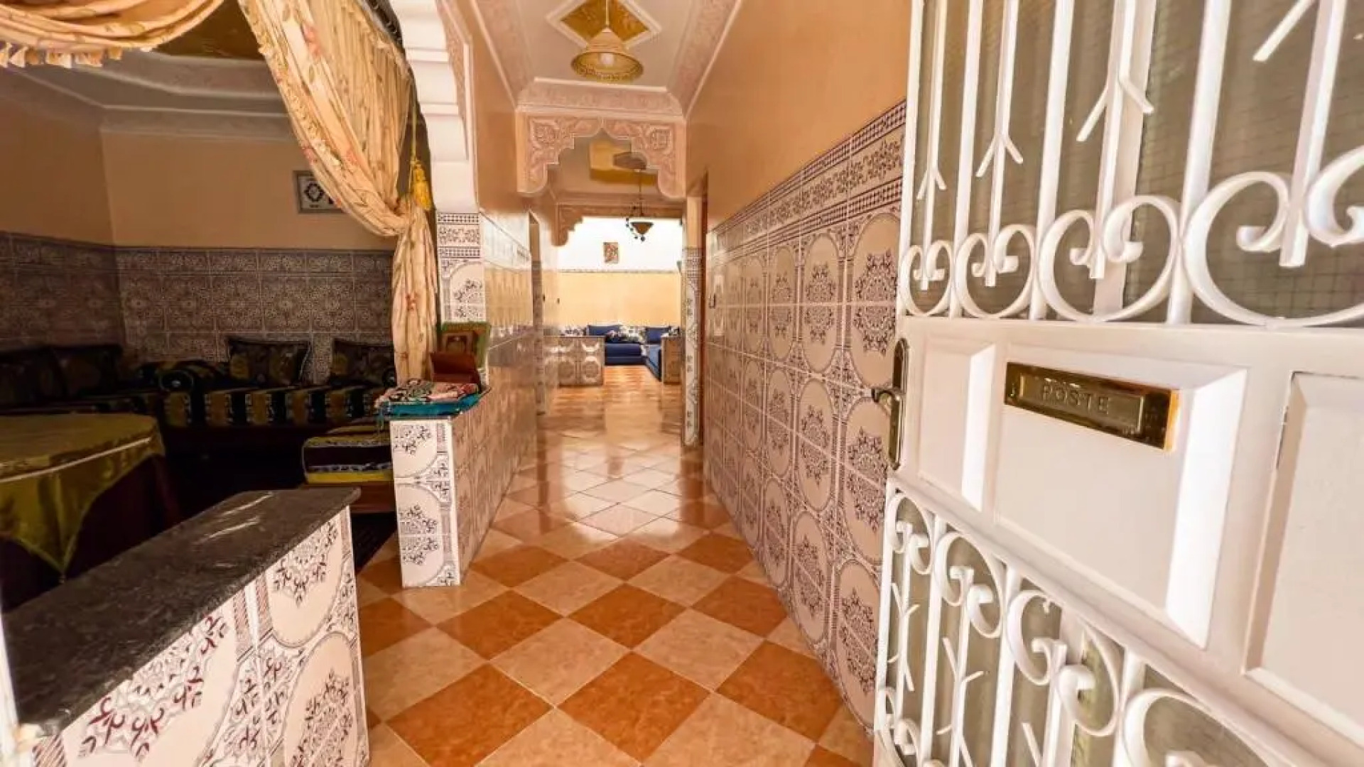 Dar Haut de Gamme Et a Un Prix Imaginaire Hostcom for Families Only