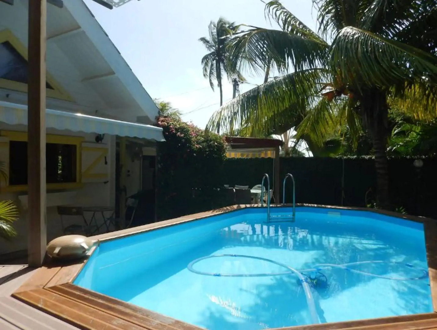 Chalet d'une chambre a Le Vauclin a 150 m de la plage avec piscine privee jardin clos et wifi