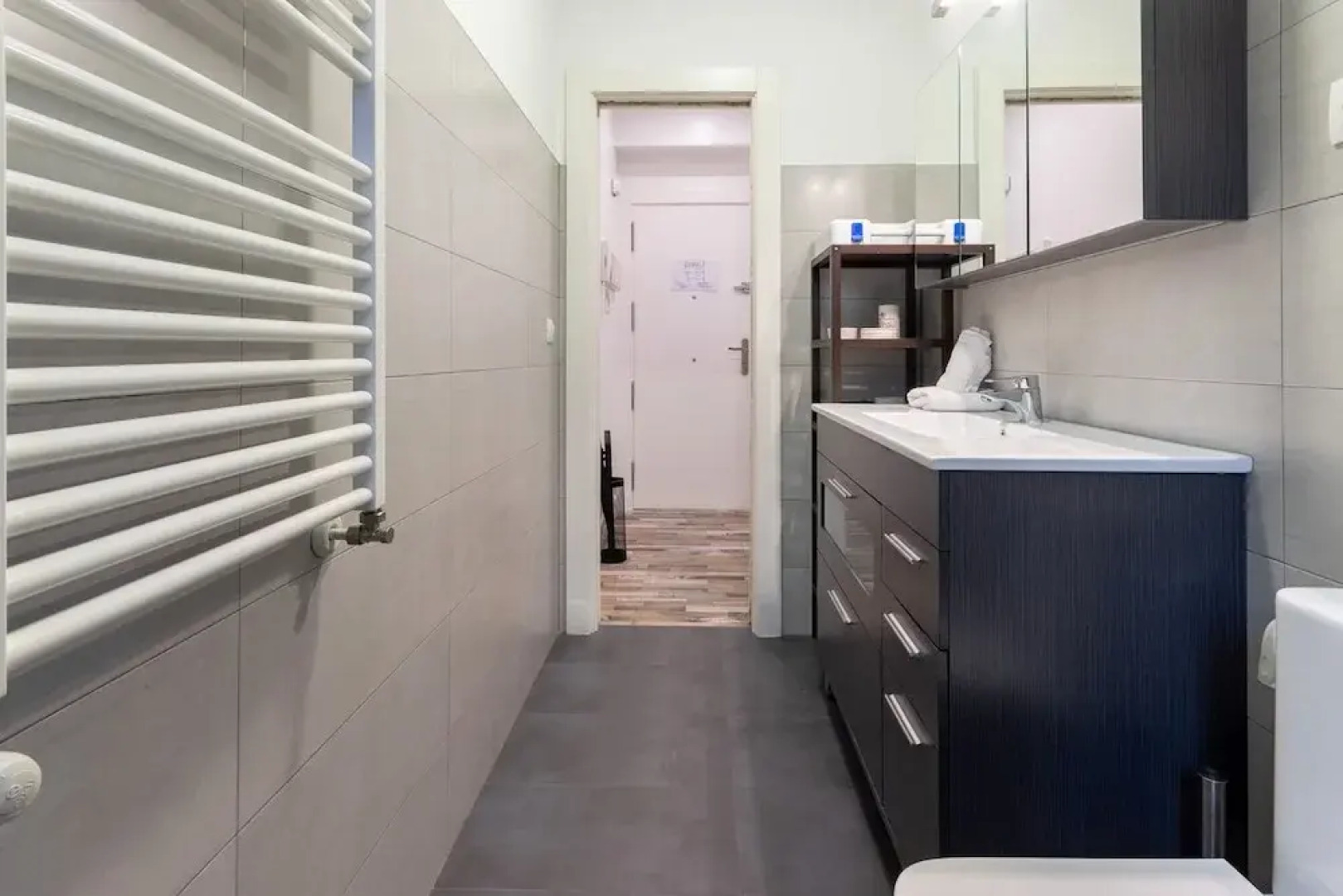 GRAN BILBAO VI apartment by Aston Rentals