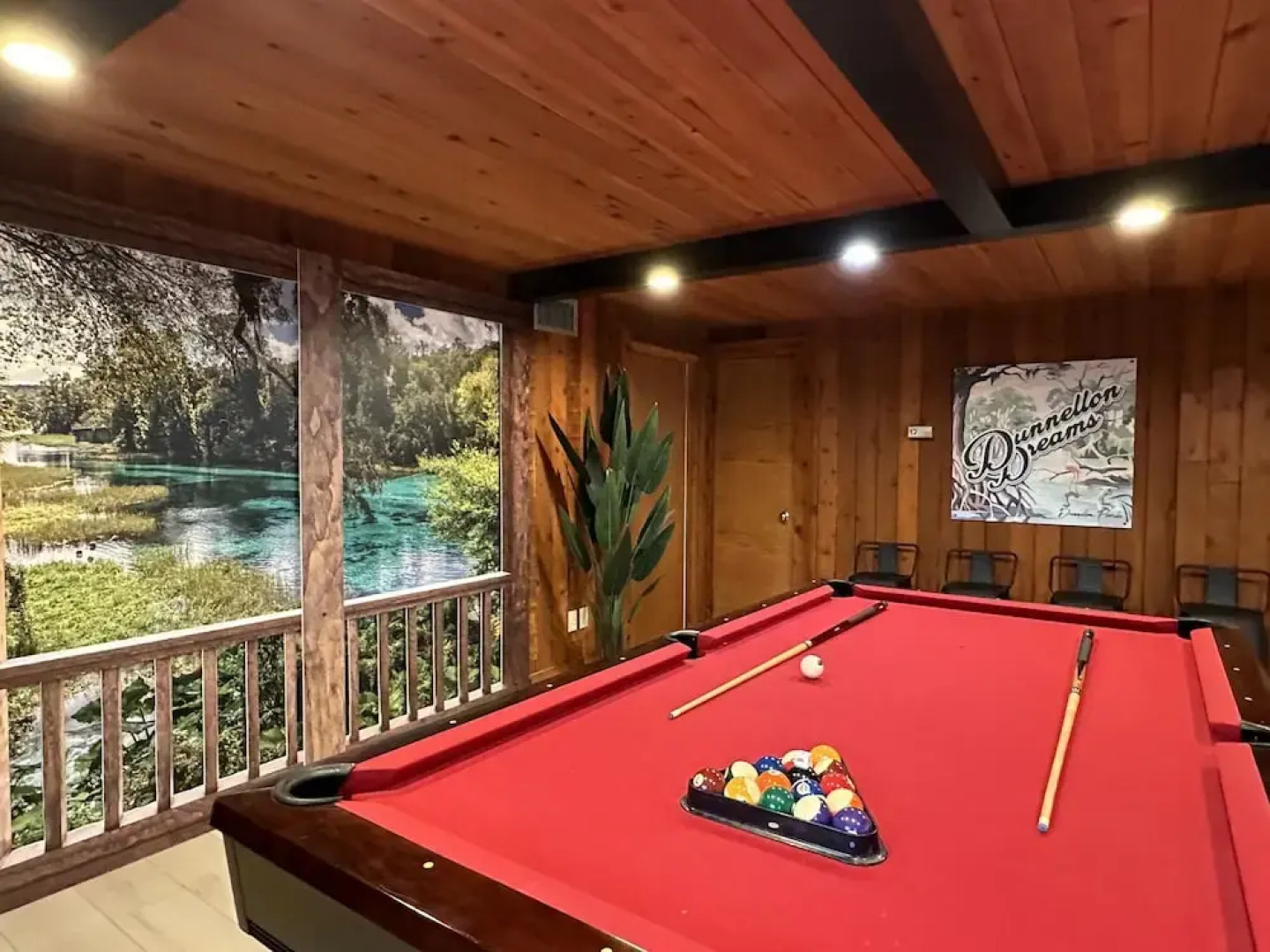 Dunnellon Dreams 3 Bedroom Home by RedAwning