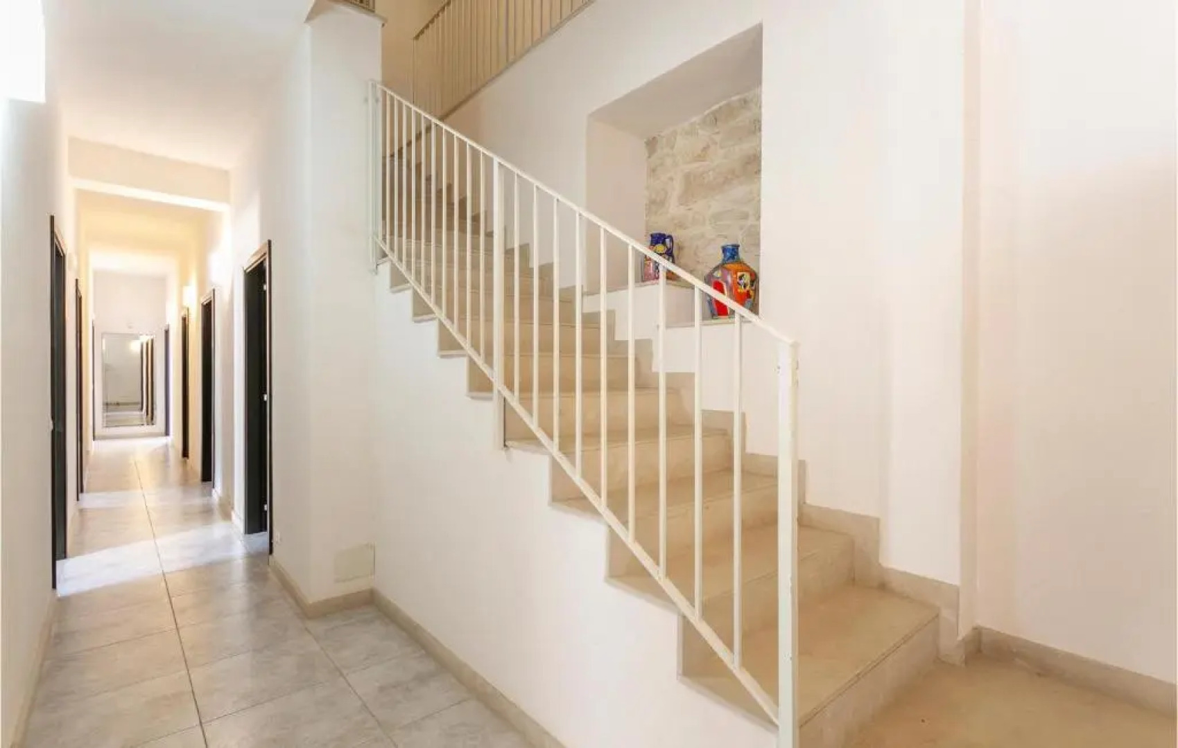 Stunning Home in Ragusa With 6 Bedrooms, Private Swimming Pool and Outdoor Swimming Pool