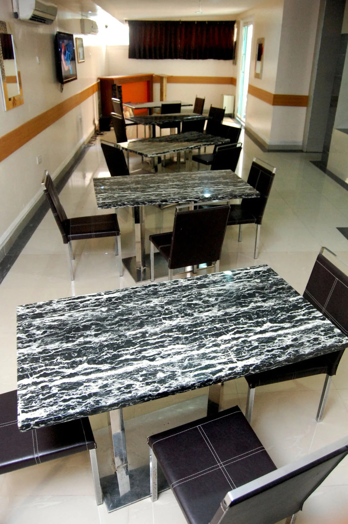 Primal Hotel Ikeja GRA