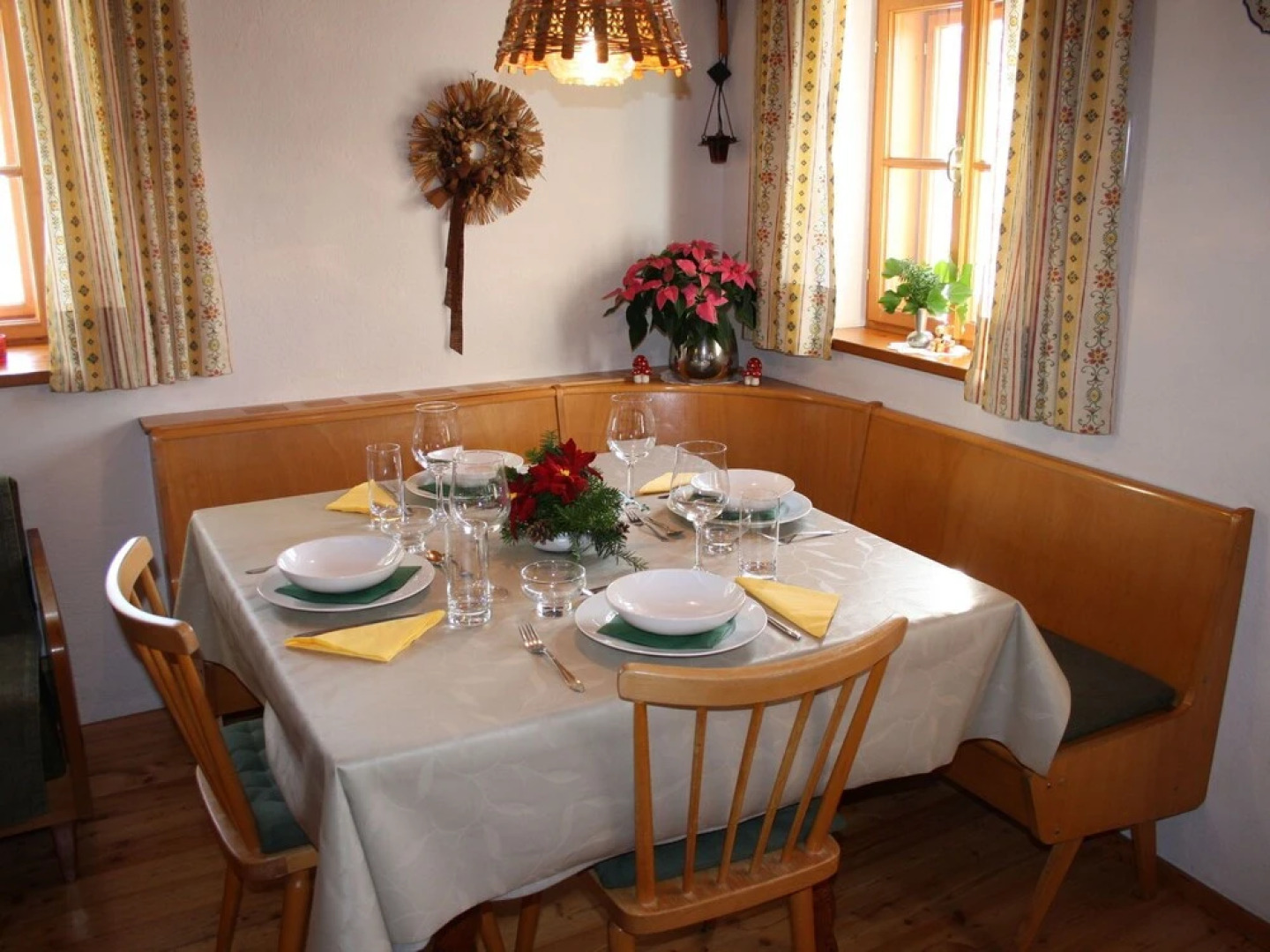 Cosy Holiday Home In Salzburg With Garden And Mountain Views