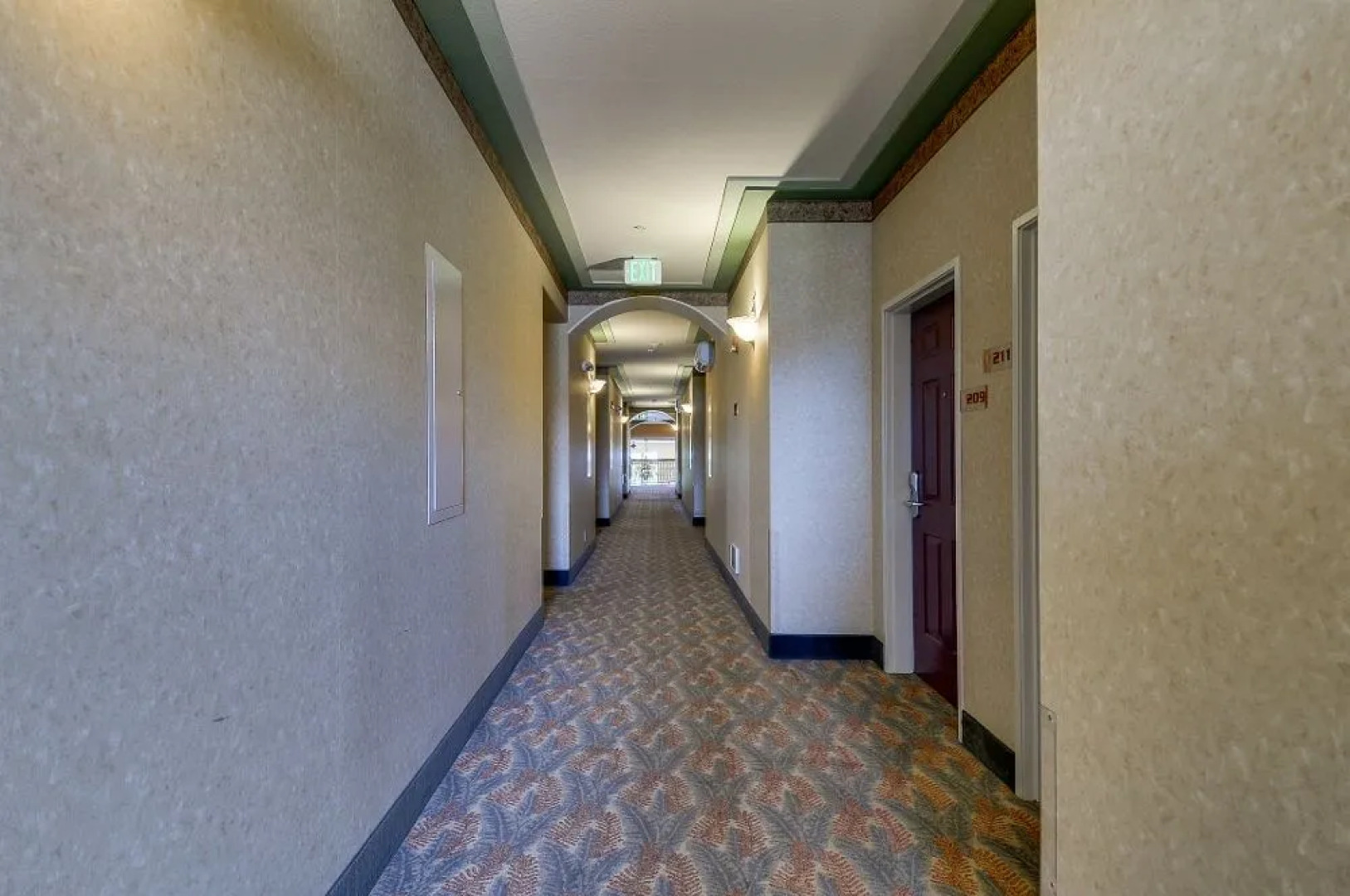 The Lodge at Rolling Hills