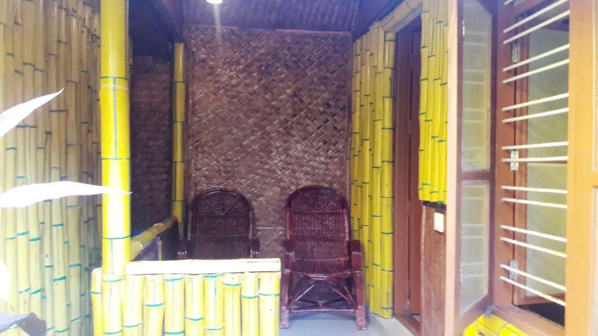 Savithri Inn Bamboo Cottages & Resorts