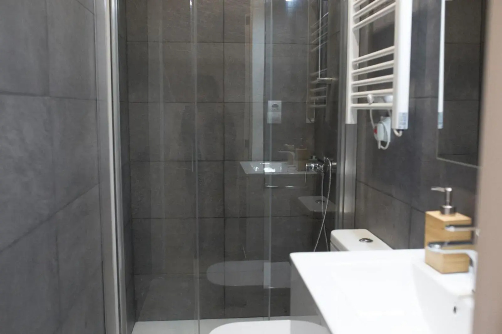 Torrontero con vistas al mar