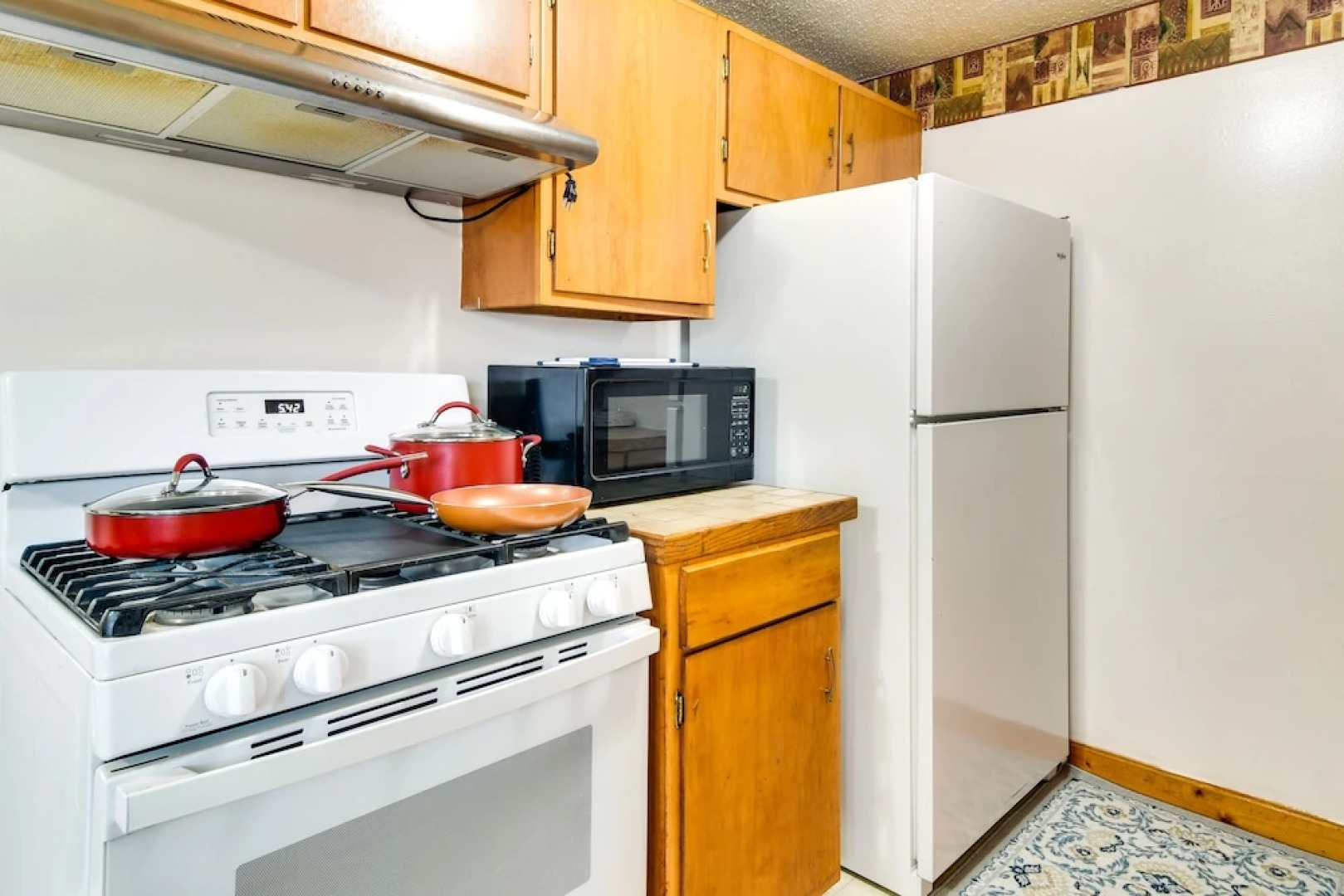 Depew Vacation Rental ~ 10 Mi to Buffalo!
