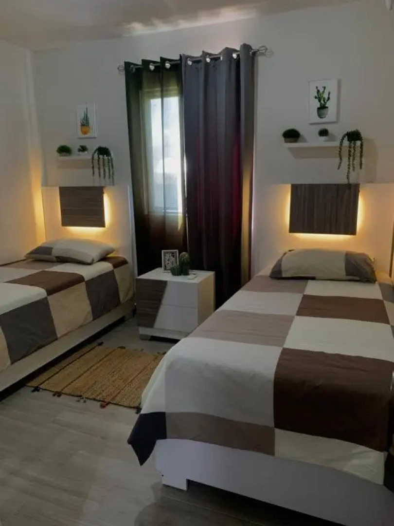 Delicado Apto con piscina, cerca de la playa 5 pax