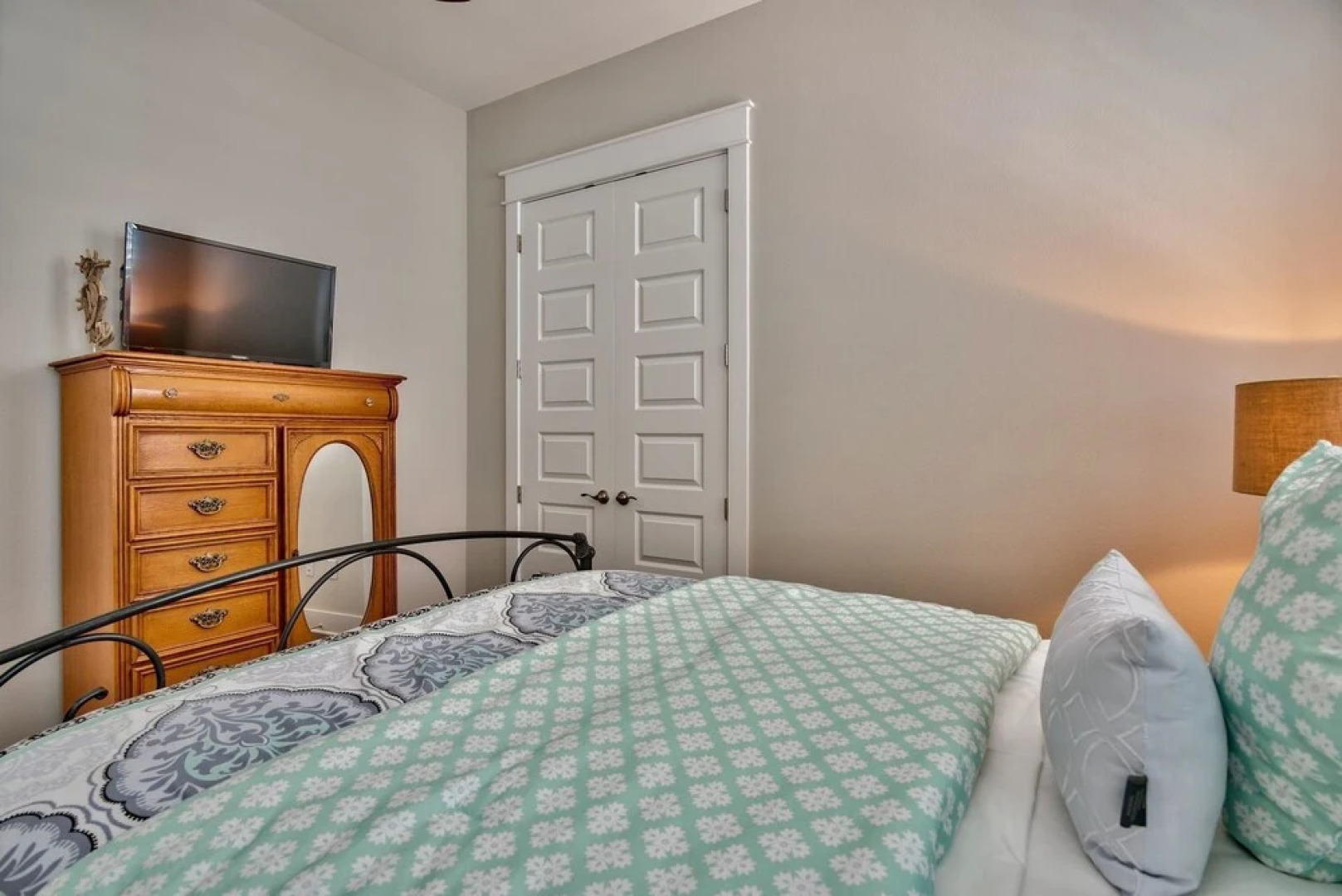 Beach Retreat 3 Bedroom Condo By Coastal Dreamin