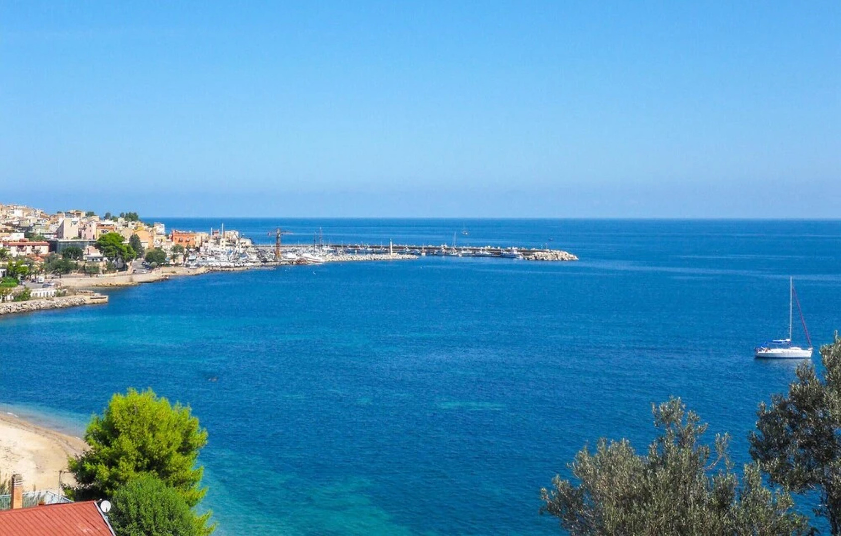 Stunning Apartment in Porticello With Wifi and 2 Bedrooms