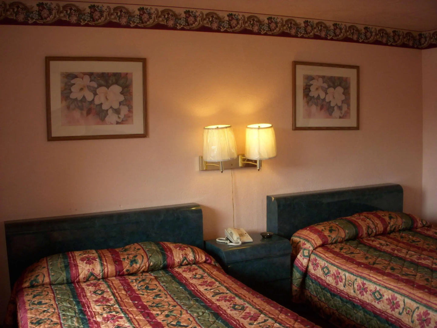 Executive Royal Inn