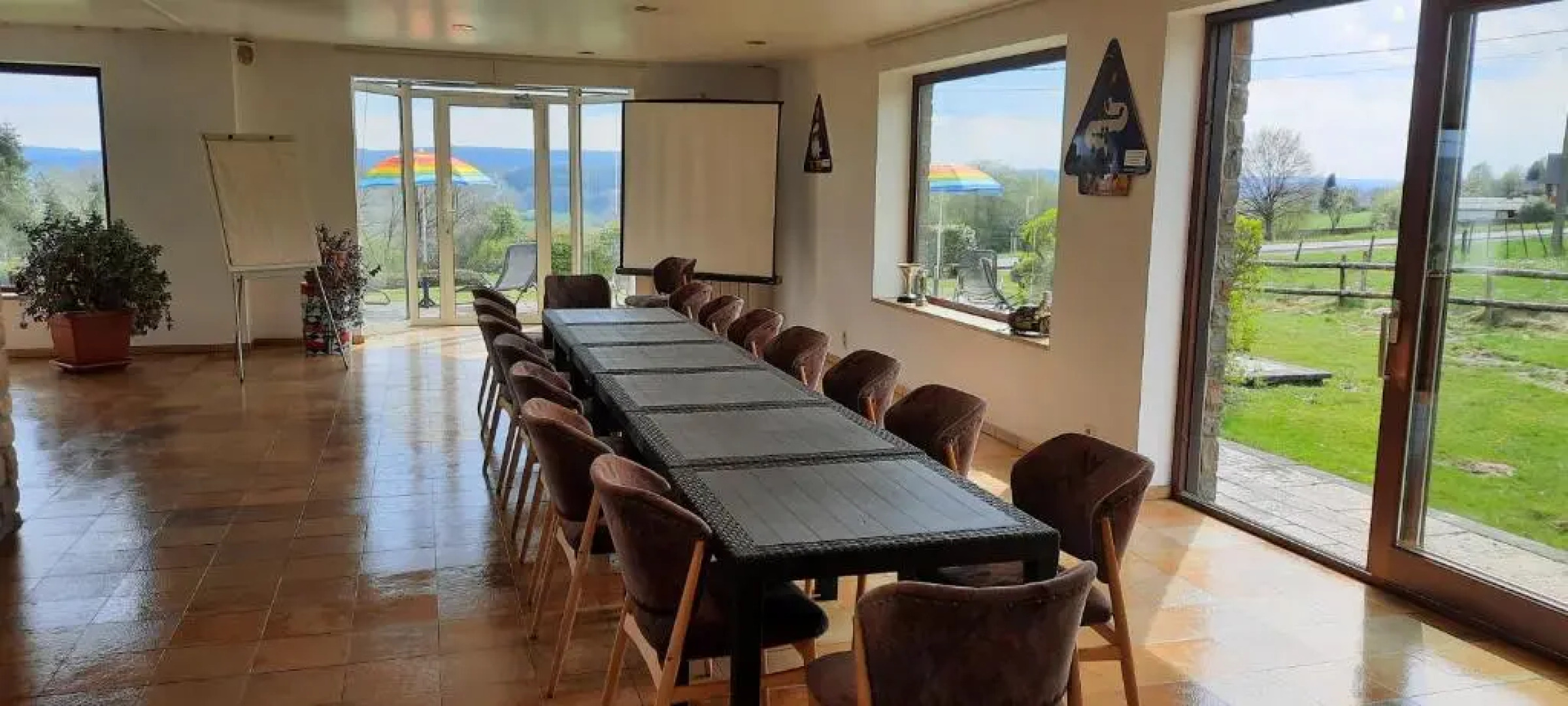 Plein Vent situé à 800m entrée Combes circuit Spa Francorchamps