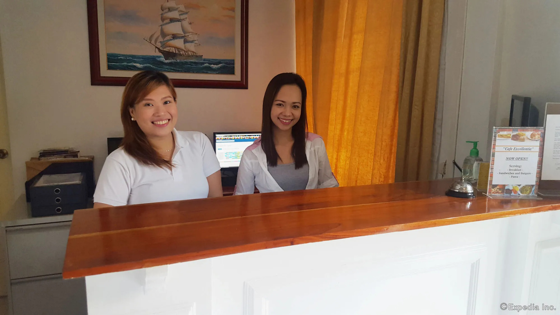 Makati Riverside Inn