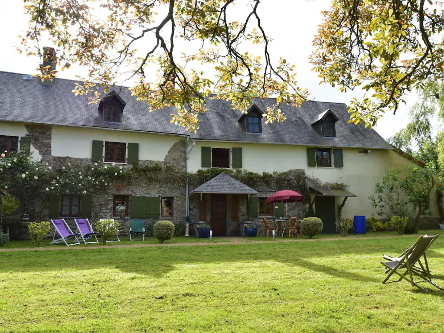 Typical Norman Farmhouse With Free Wifi, a Short Drive From the Coast