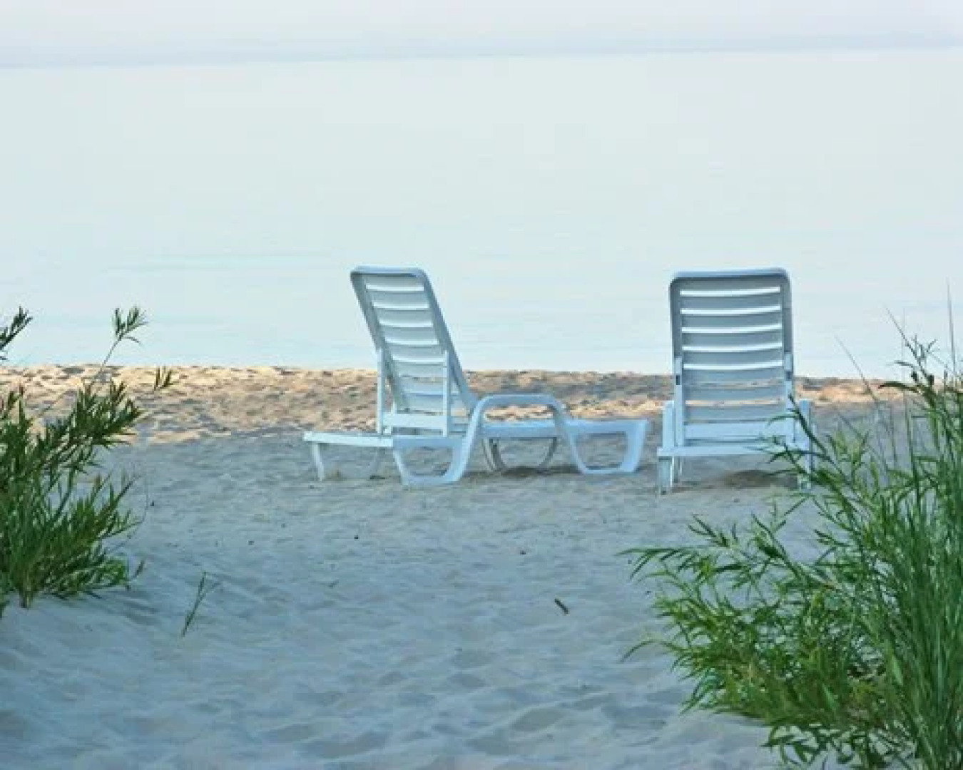 Glidden Lodge Beach Resort