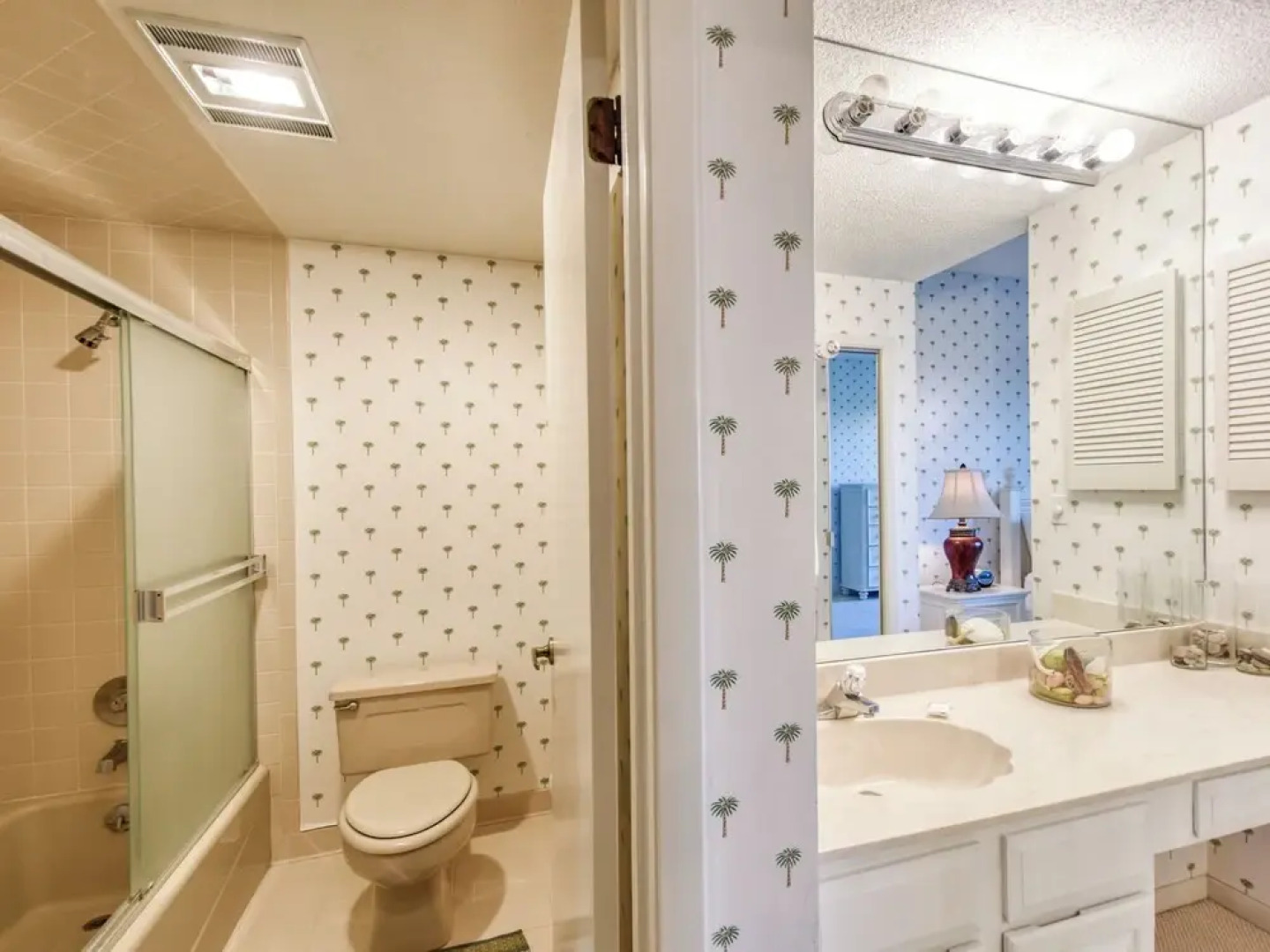 Spinnakers Reach 704