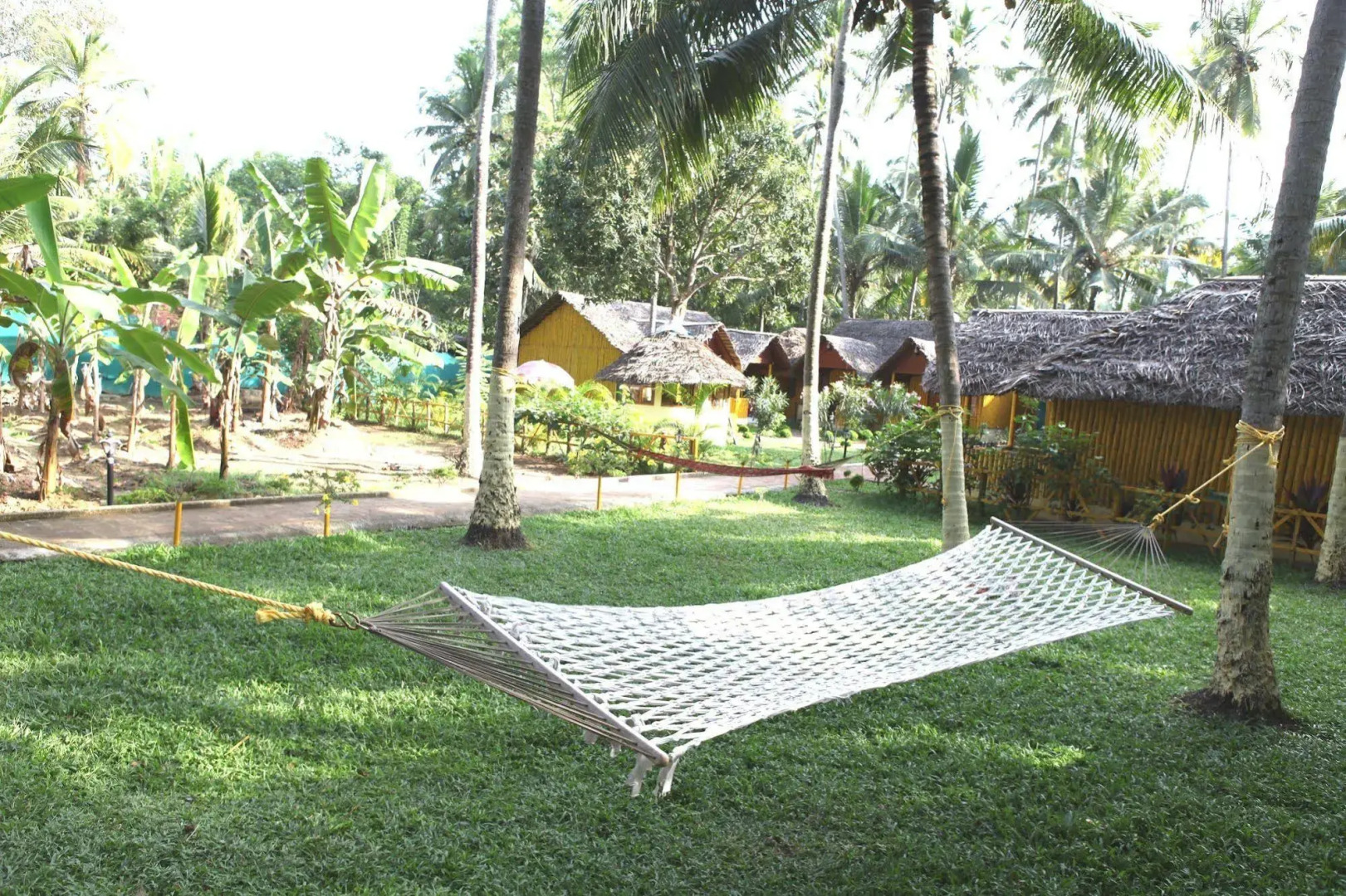 Savithri Inn Bamboo Cottages & Resorts