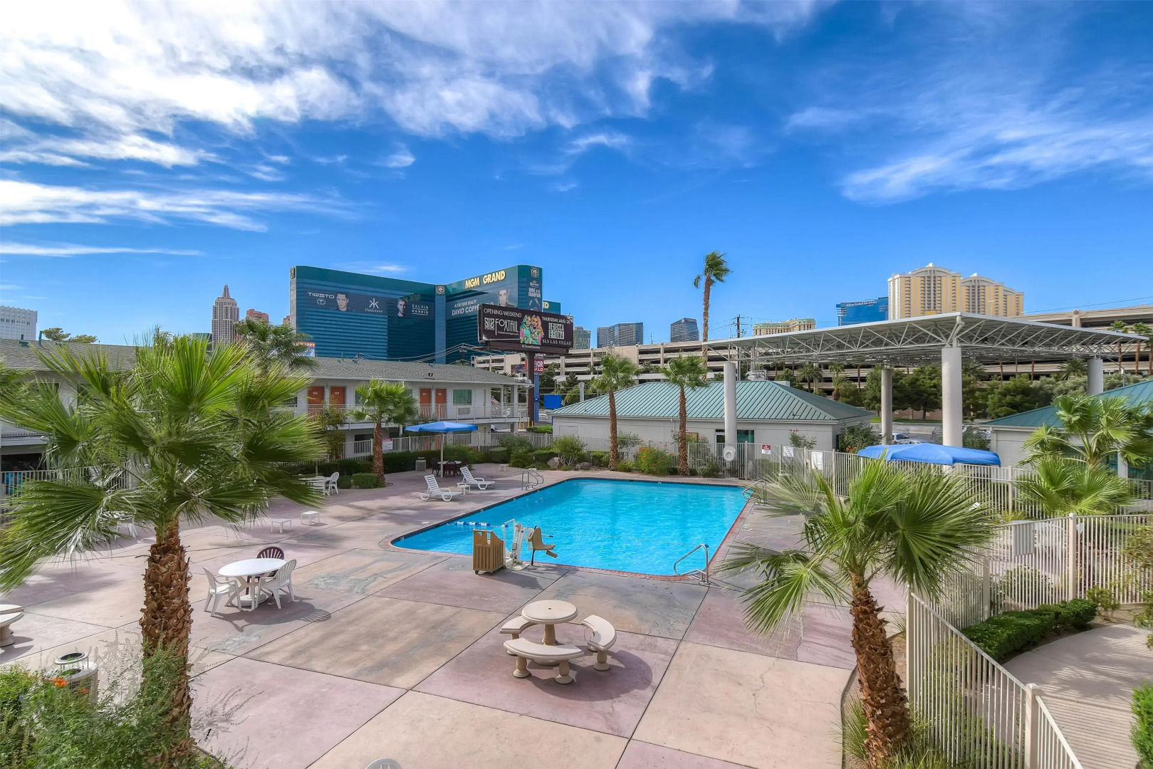 Studio 6 Suites Las Vegas, NV – Tropicana