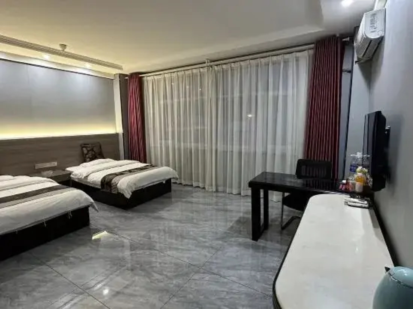 Dongwuqi Sunshine Holiday Hotel