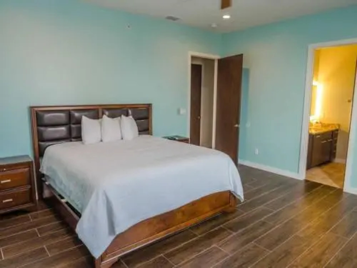 Beachfront Condo Unit 3