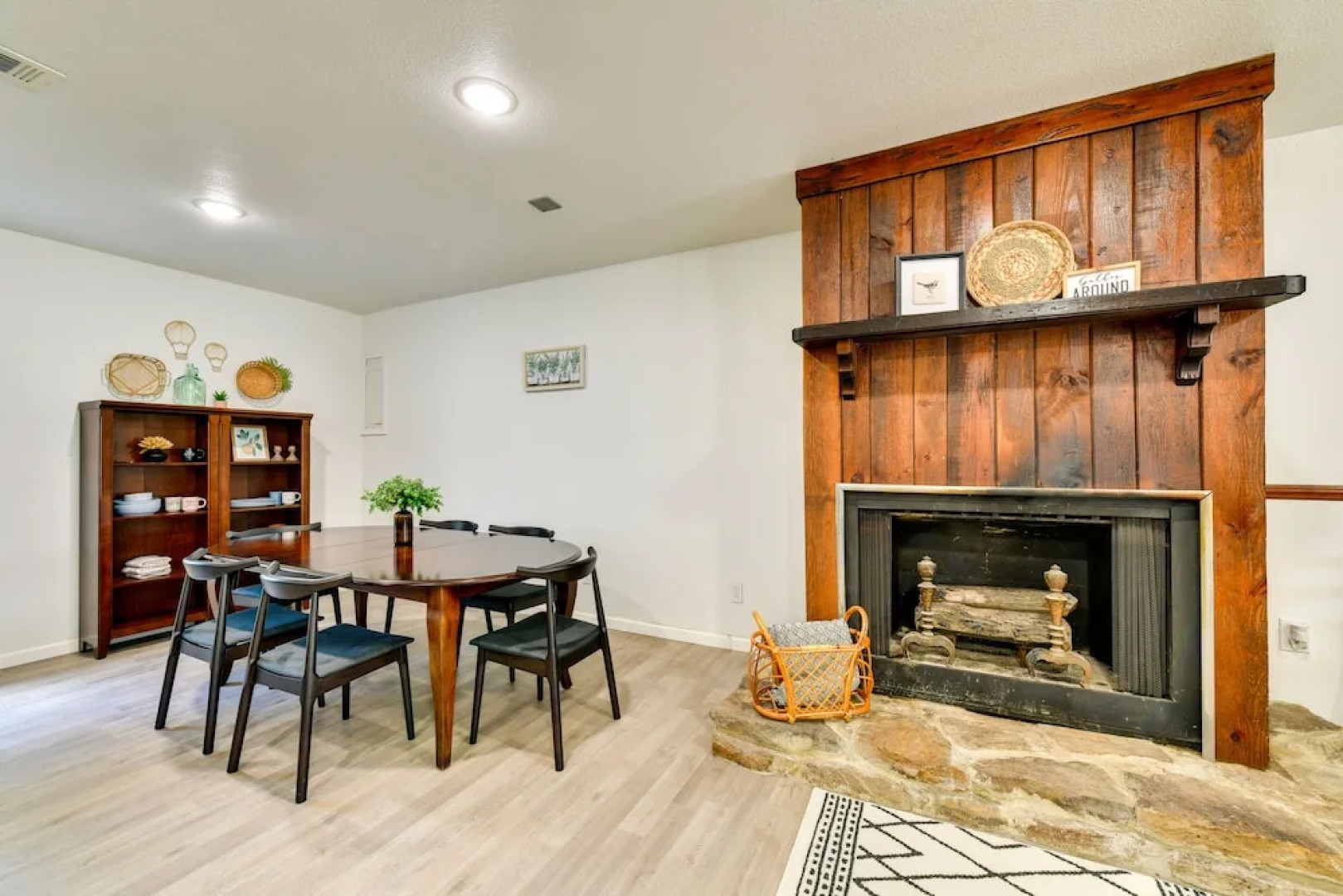 Jonesboro Retreat Near Arkansas State University!