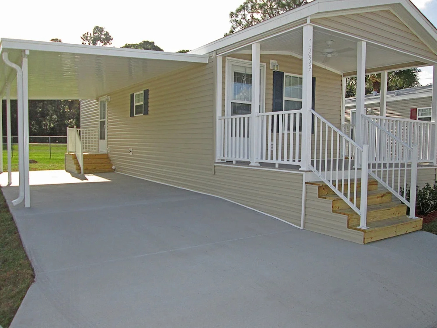 Southern Palms RV Campground Resort