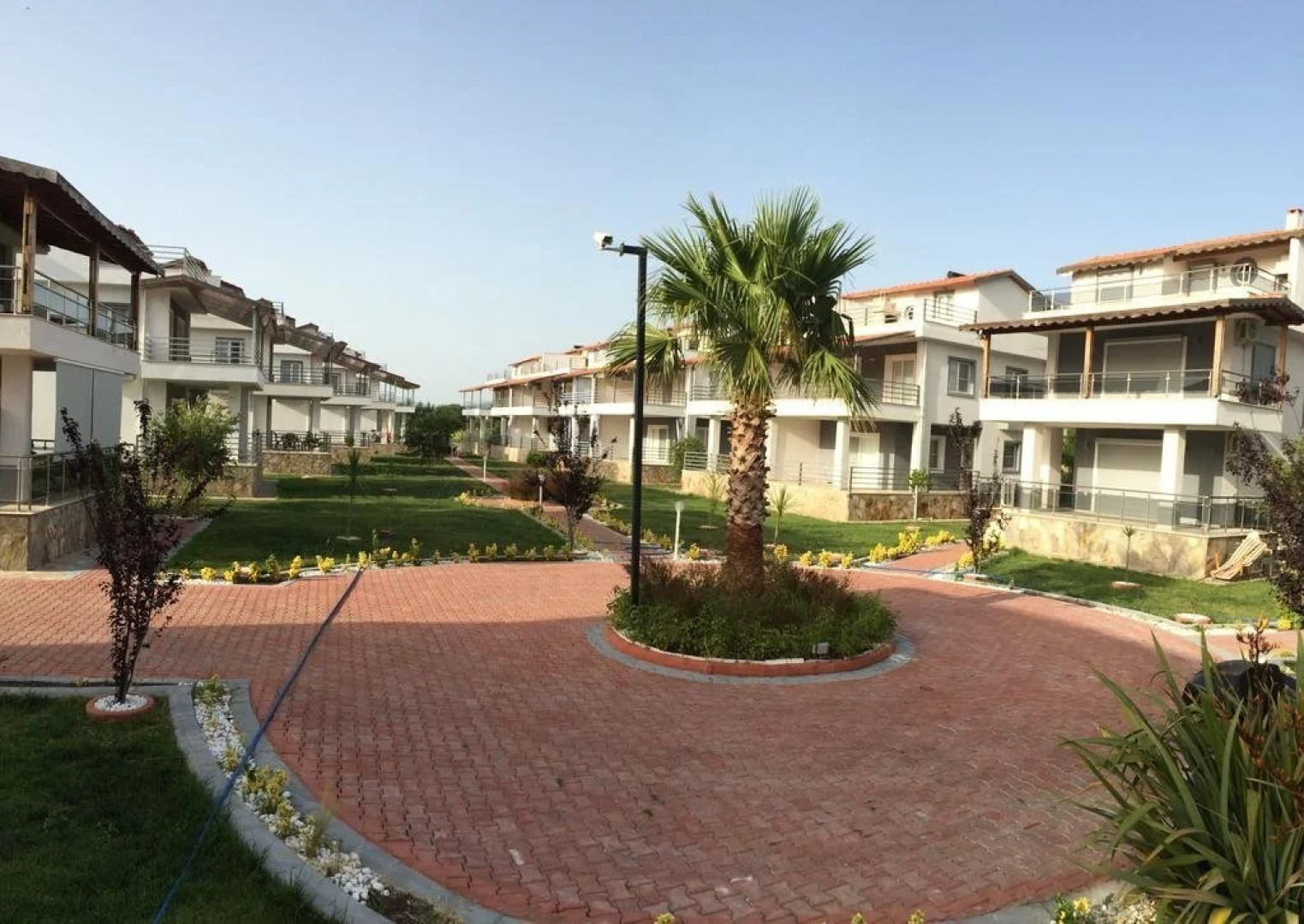 Roza Villas