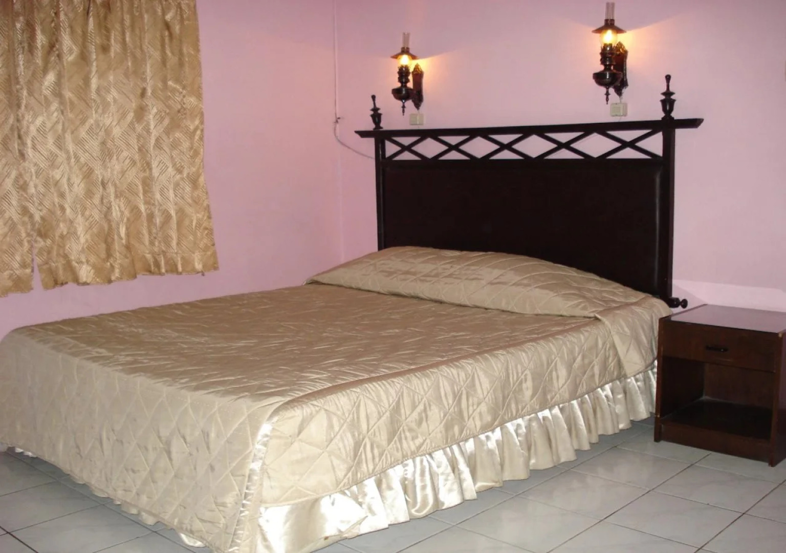 Komajaya Komaratih Hotel