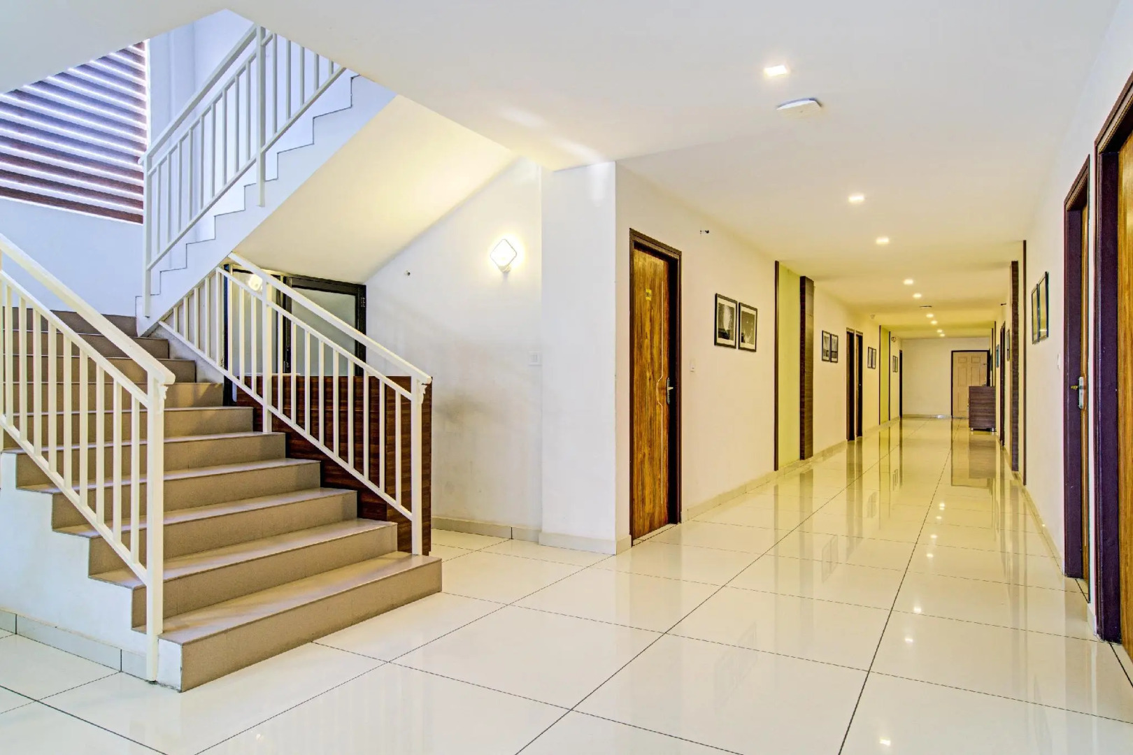 Capital O 74715 Phoenix Holidays