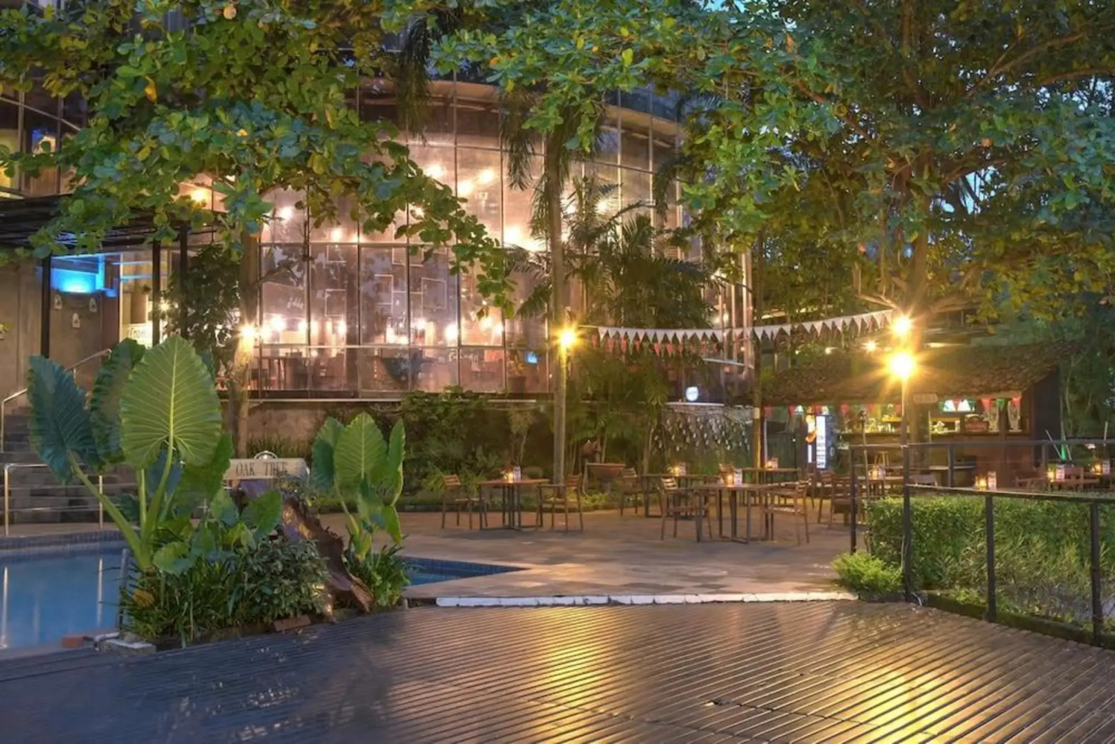 Oak Tree Emerald Hotel & Conventions Semarang