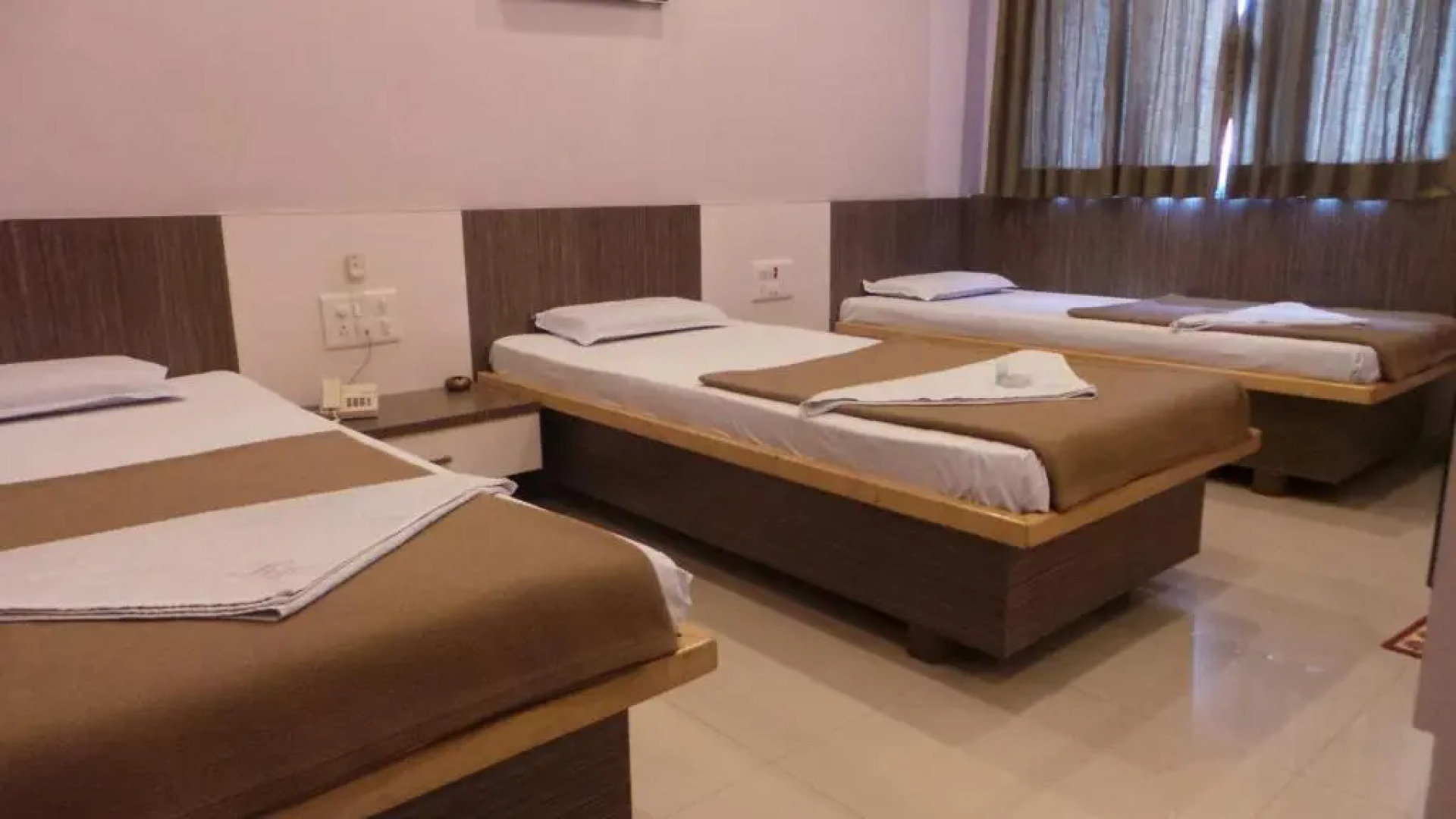 Hotel Royal Residency Executive