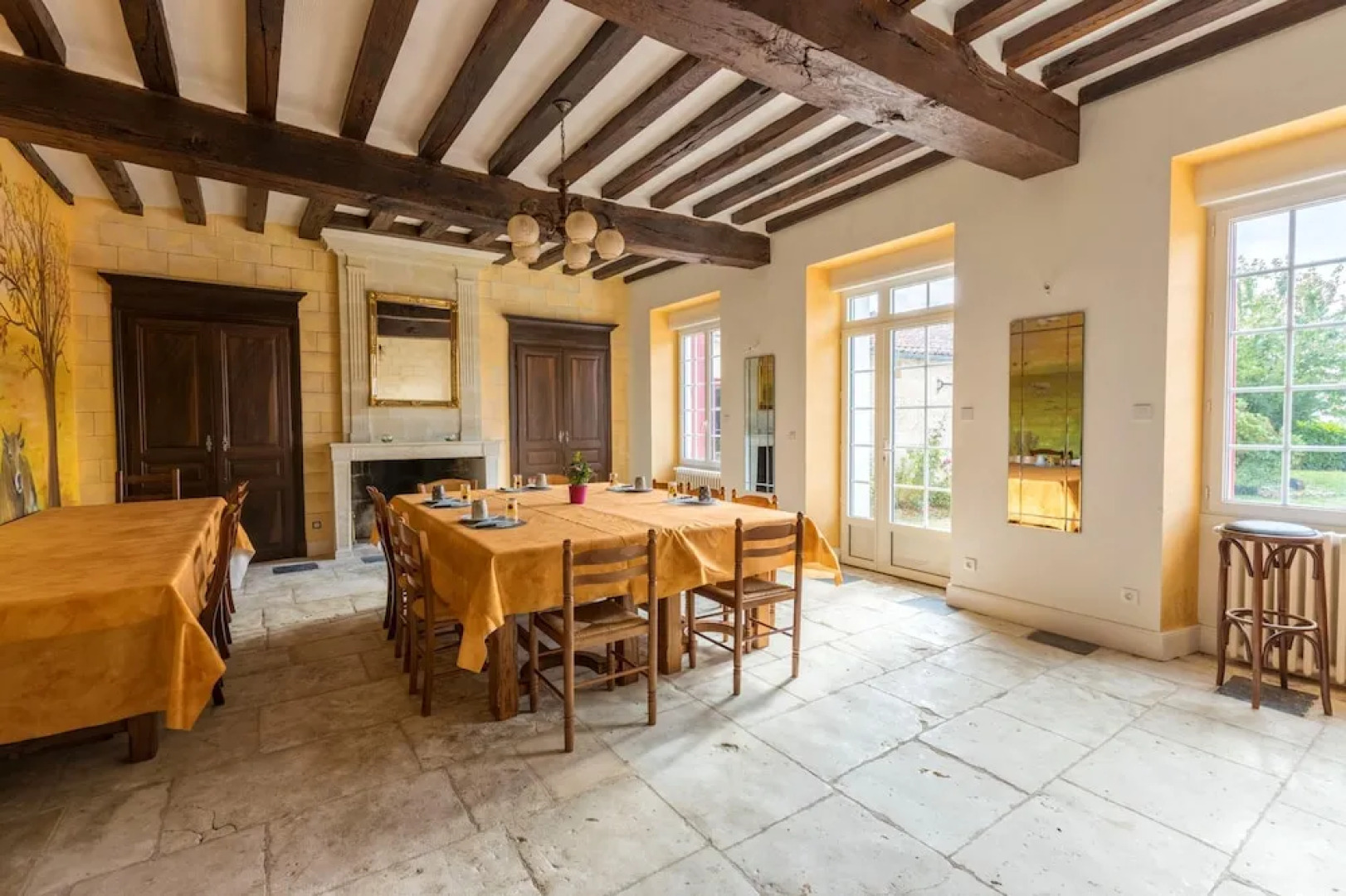 House With 4 Bedrooms in Mouterre-silly, With Pool Access, Enclosed Ga