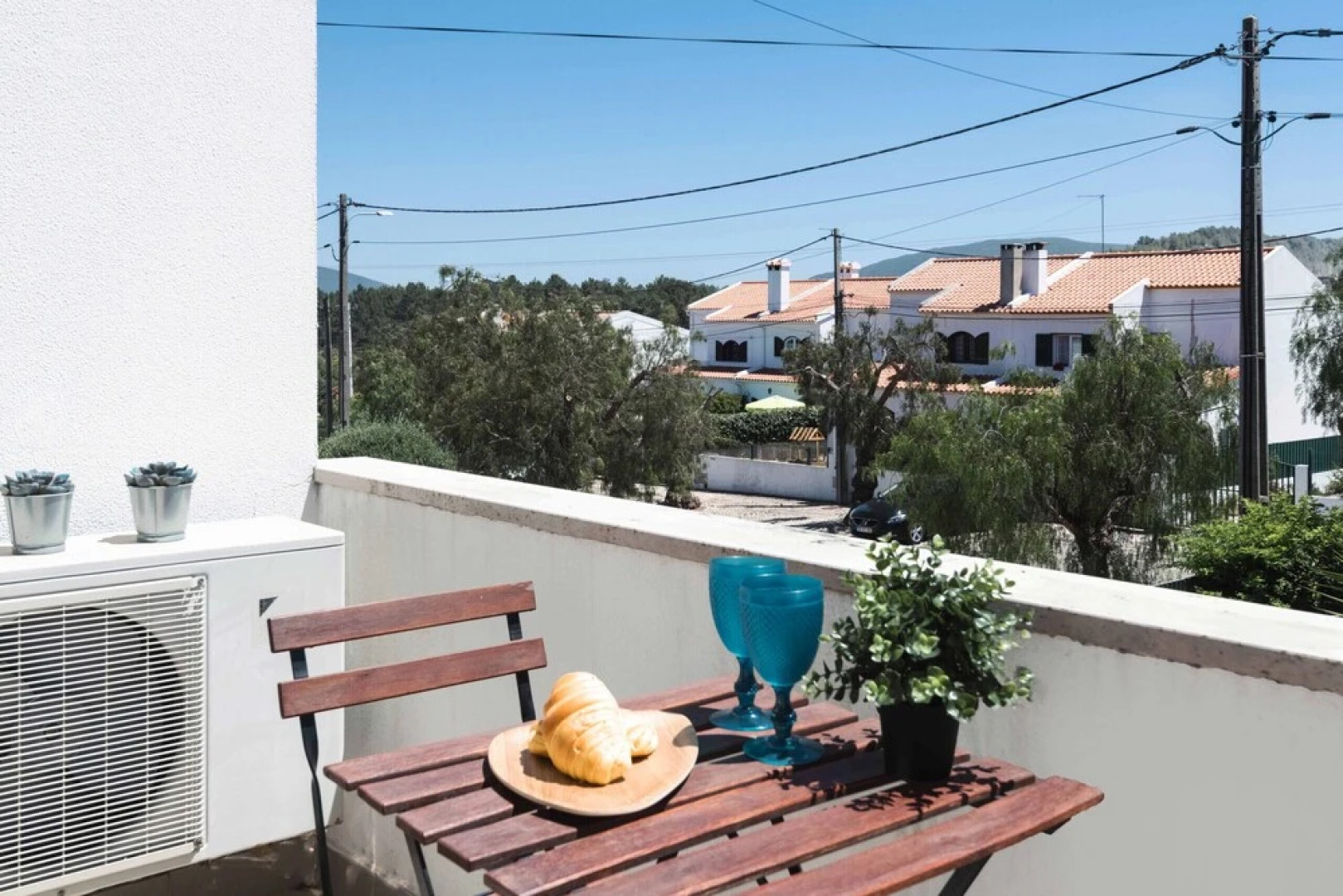 Sesimbra Stylish Villa by Homing