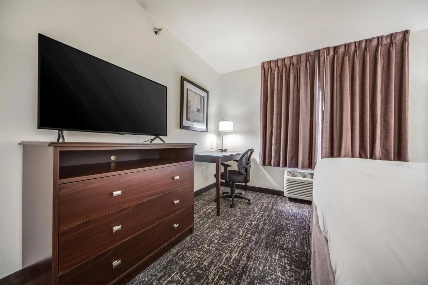 Cobblestone Hotel & Suites - Cozad